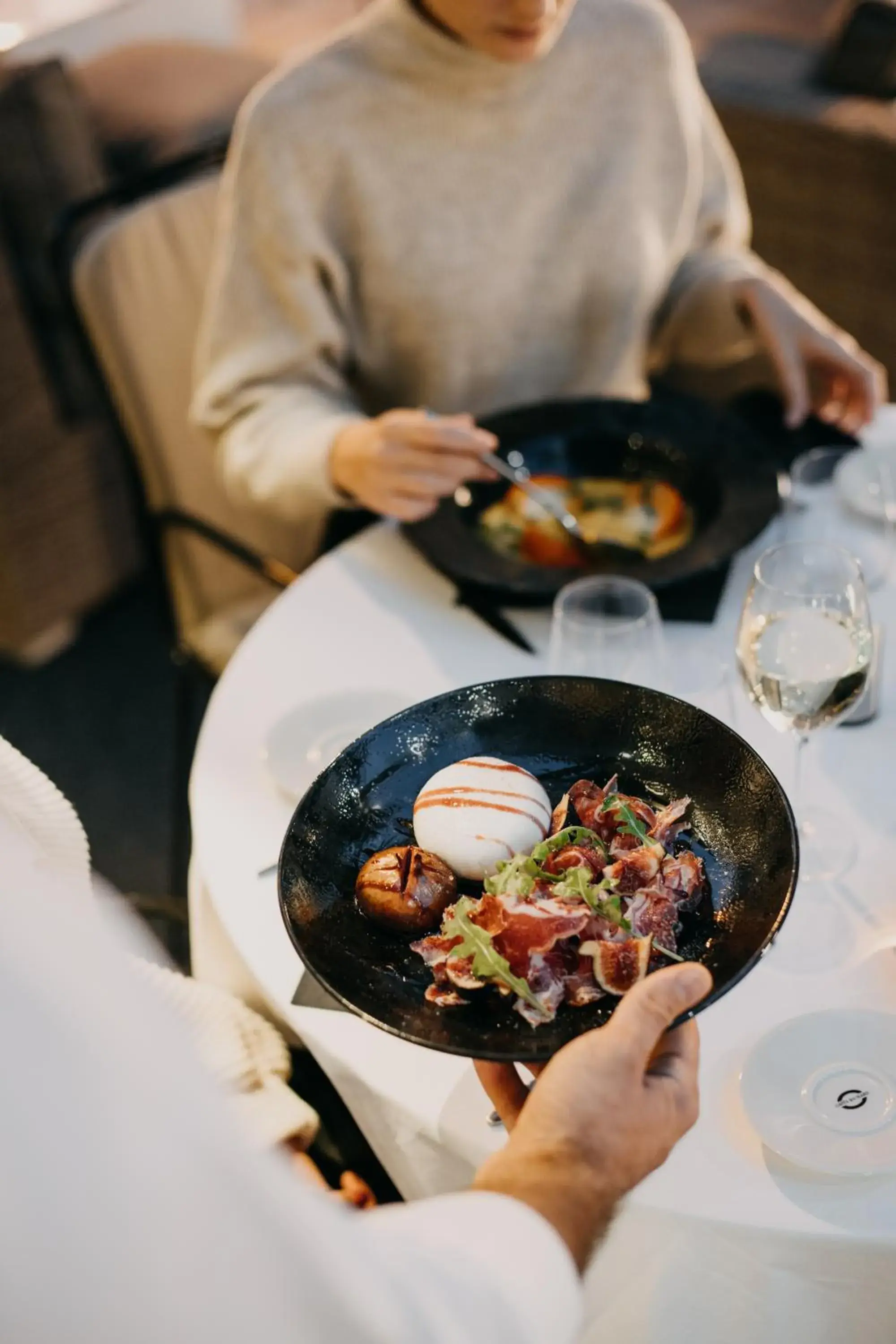 Restaurant/places to eat in Hôtel & Appartements Monsigny Restaurant/places to eat in Hôtel & Appartements Monsigny