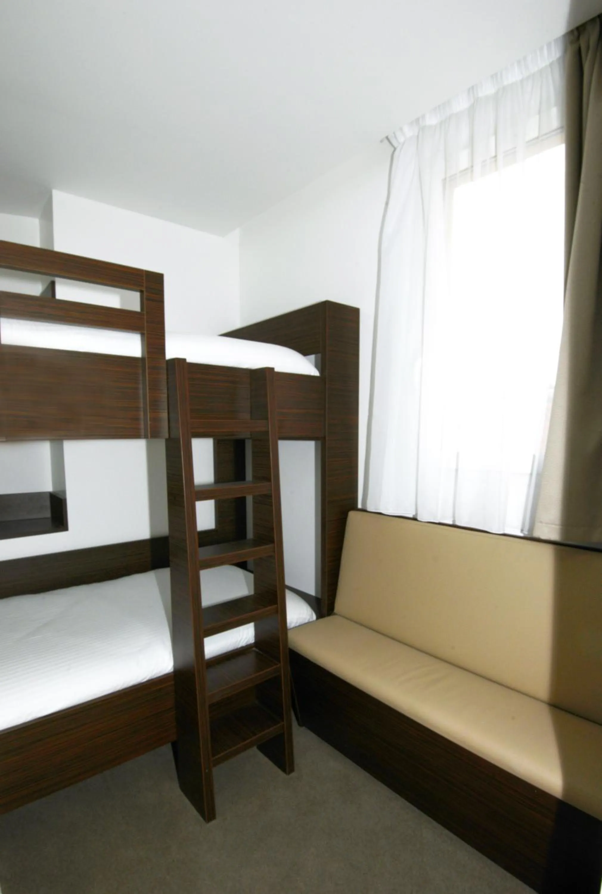 Bed in Hôtel & Appartements Monsigny