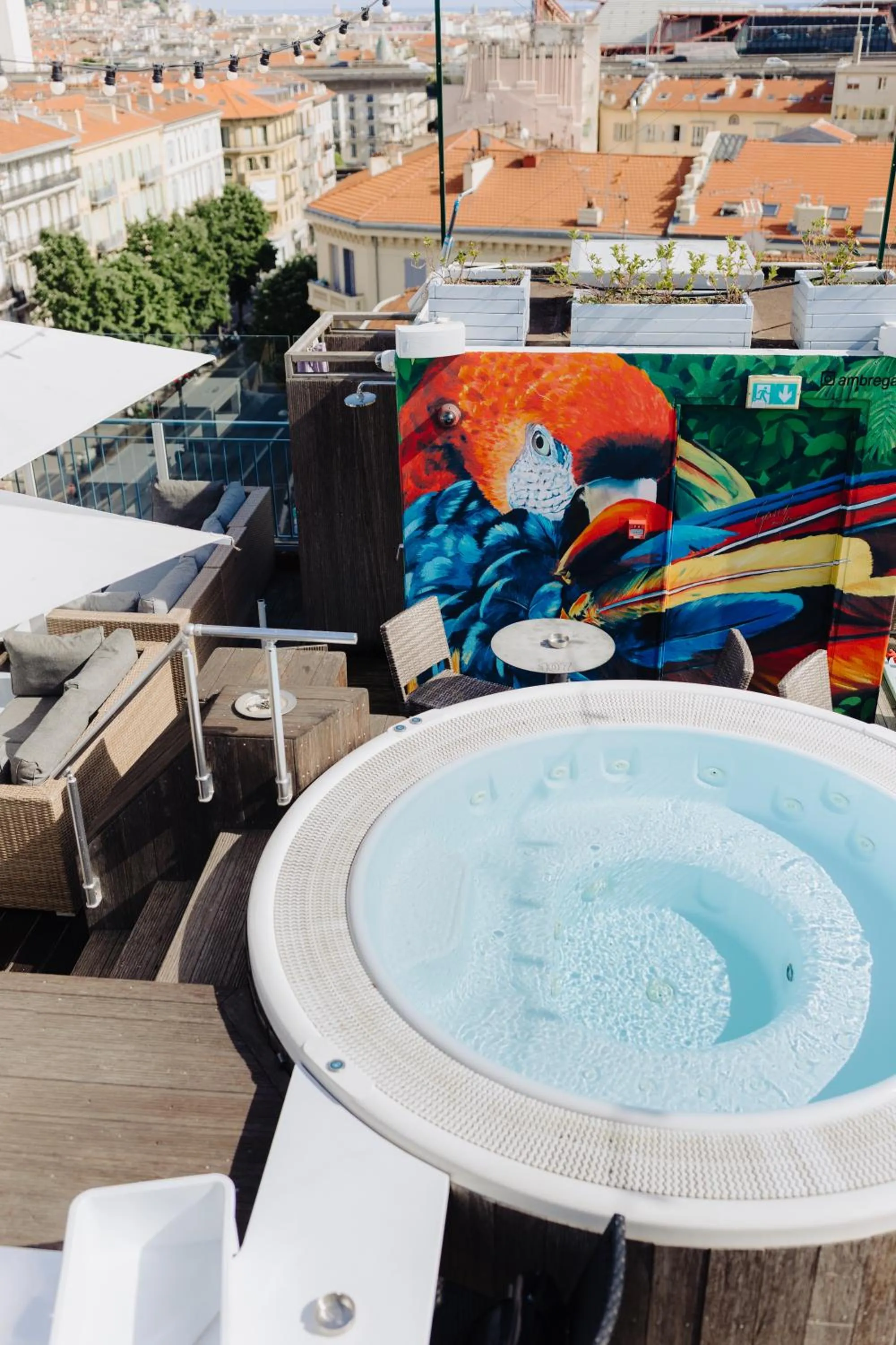 Patio in Hôtel & Appartements Monsigny