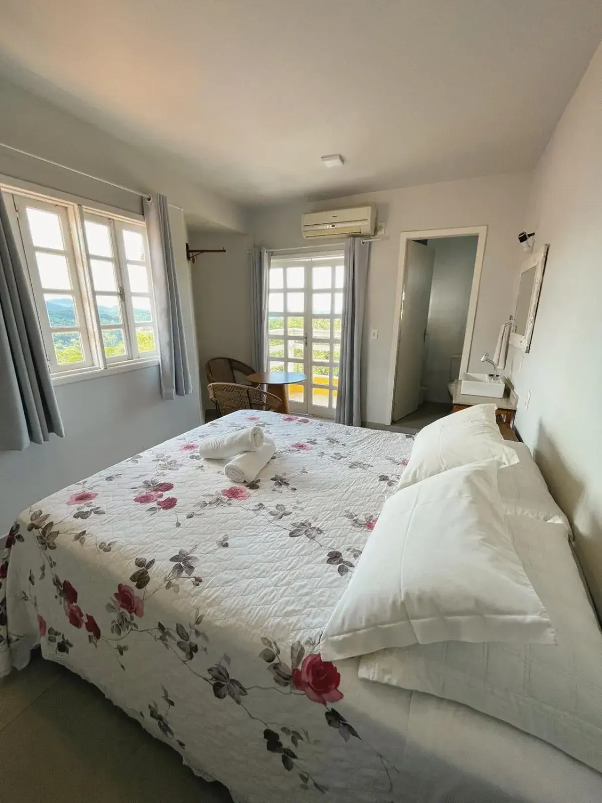 Deluxe Suite - single occupancy in Hotel Pousada 7 Mares Deluxe Suite - single occupancy in Hotel Pousada 7 Mares