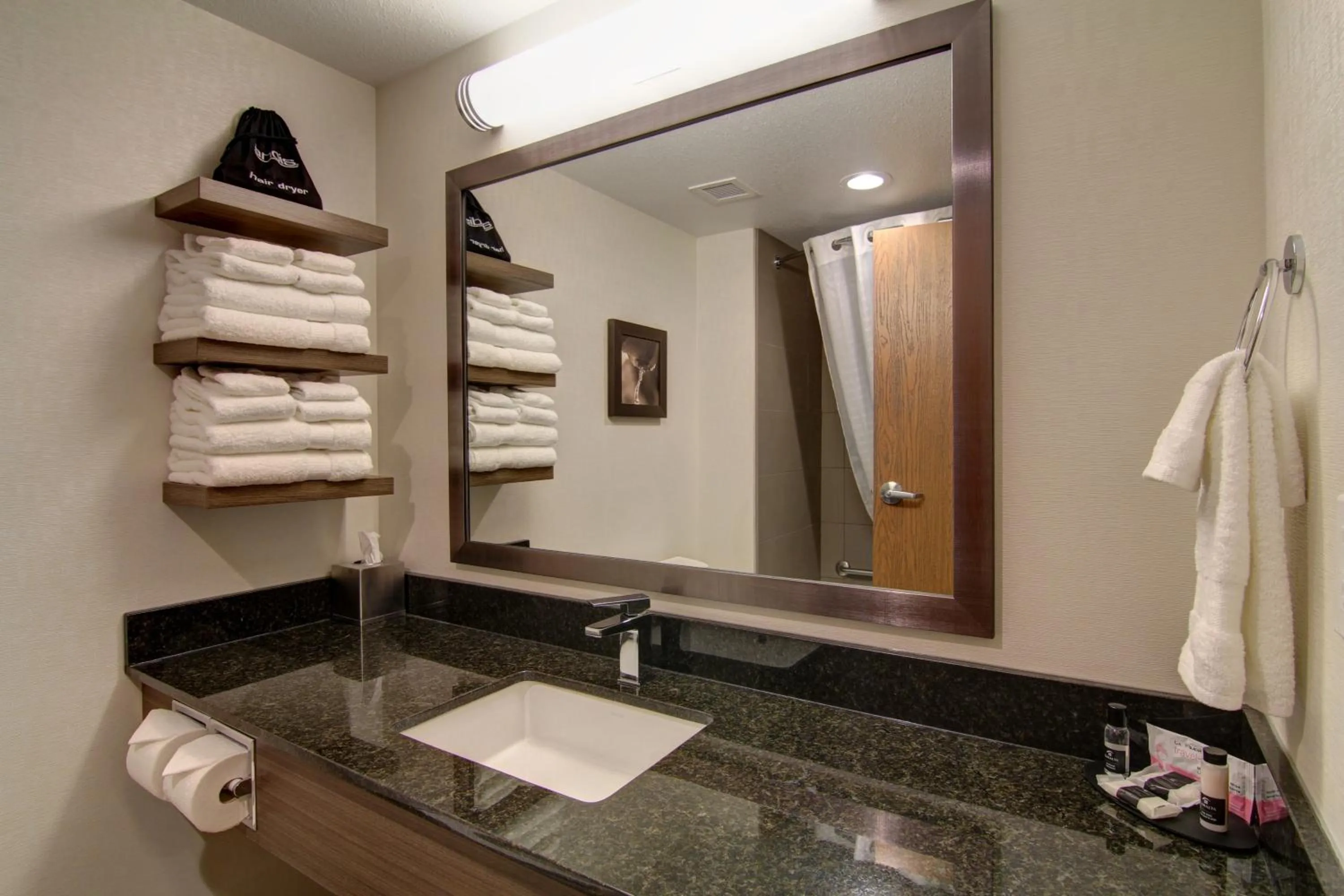 Bathroom in Canalta Kindersley