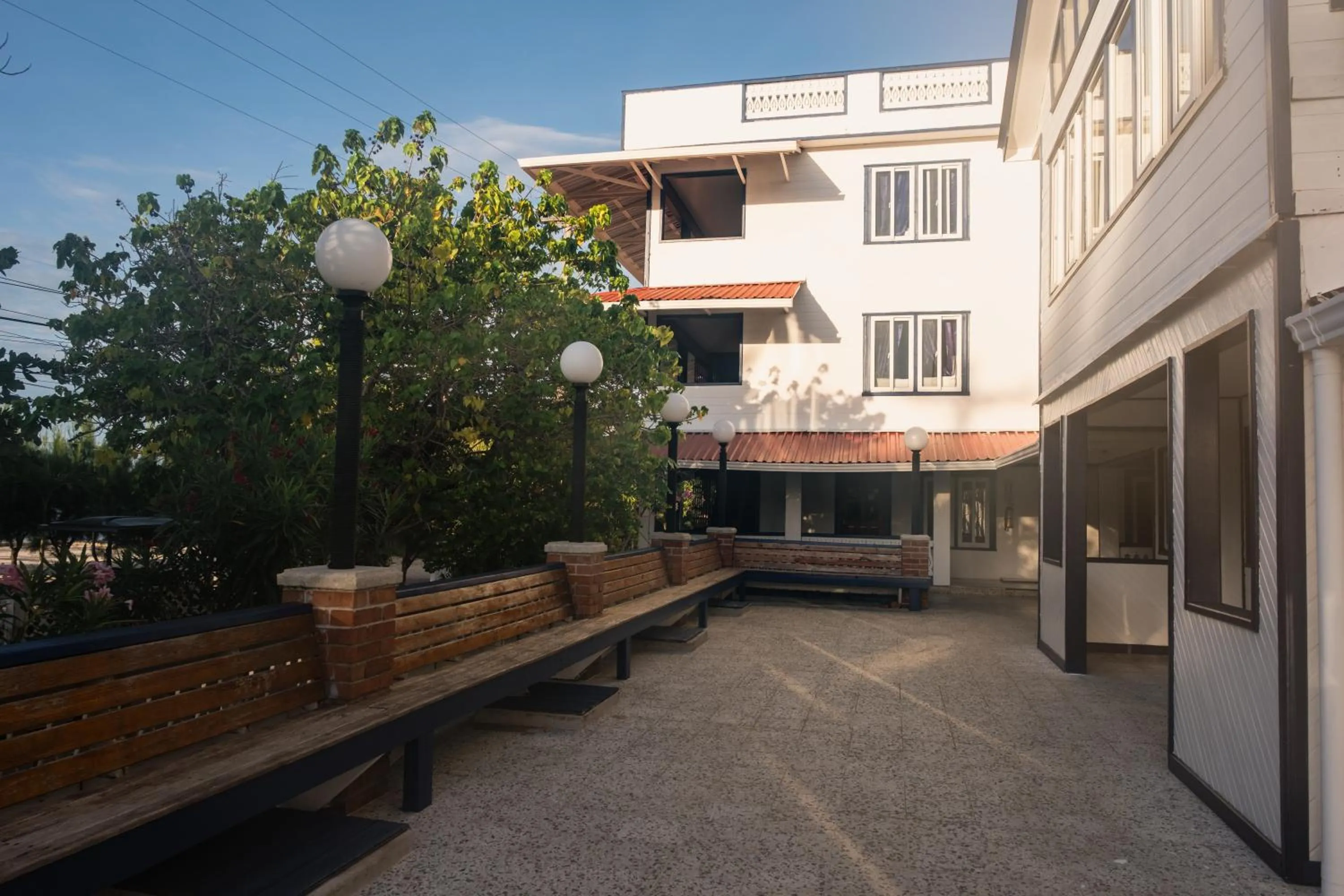 Coral View Beach Resort