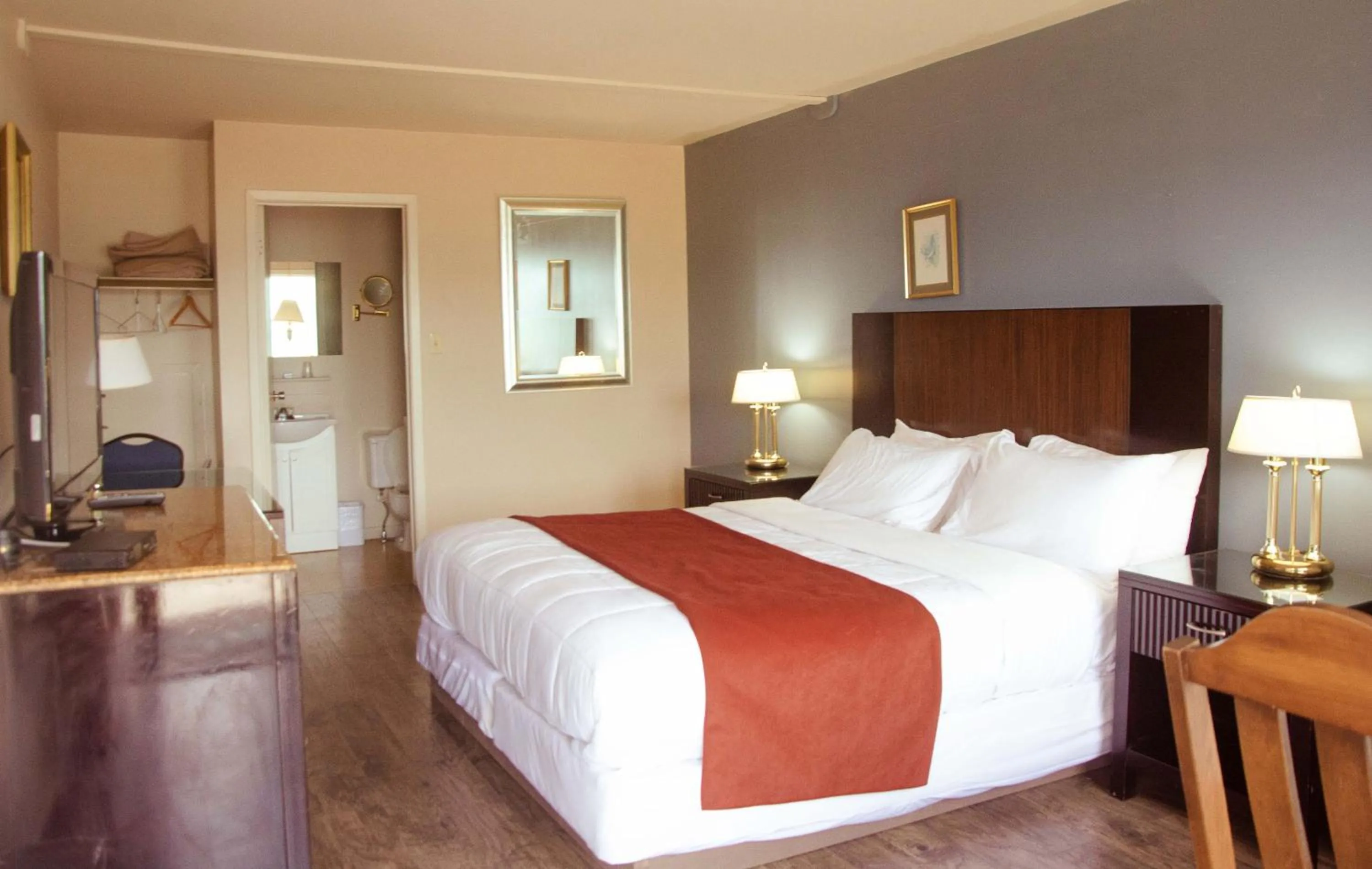 Photo of the whole room in Travels Inn Victoria County