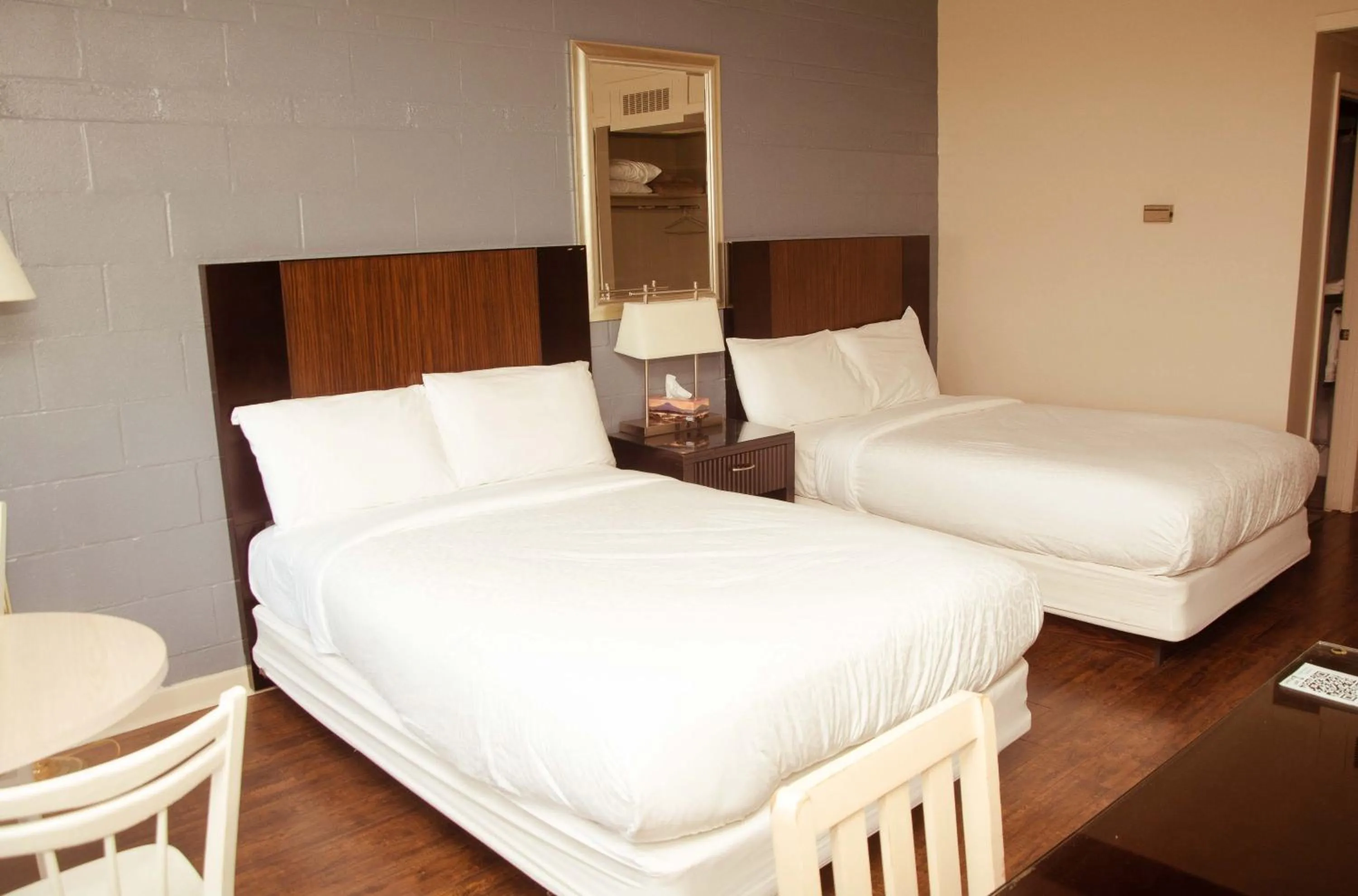 Bedroom in Travels Inn Victoria County