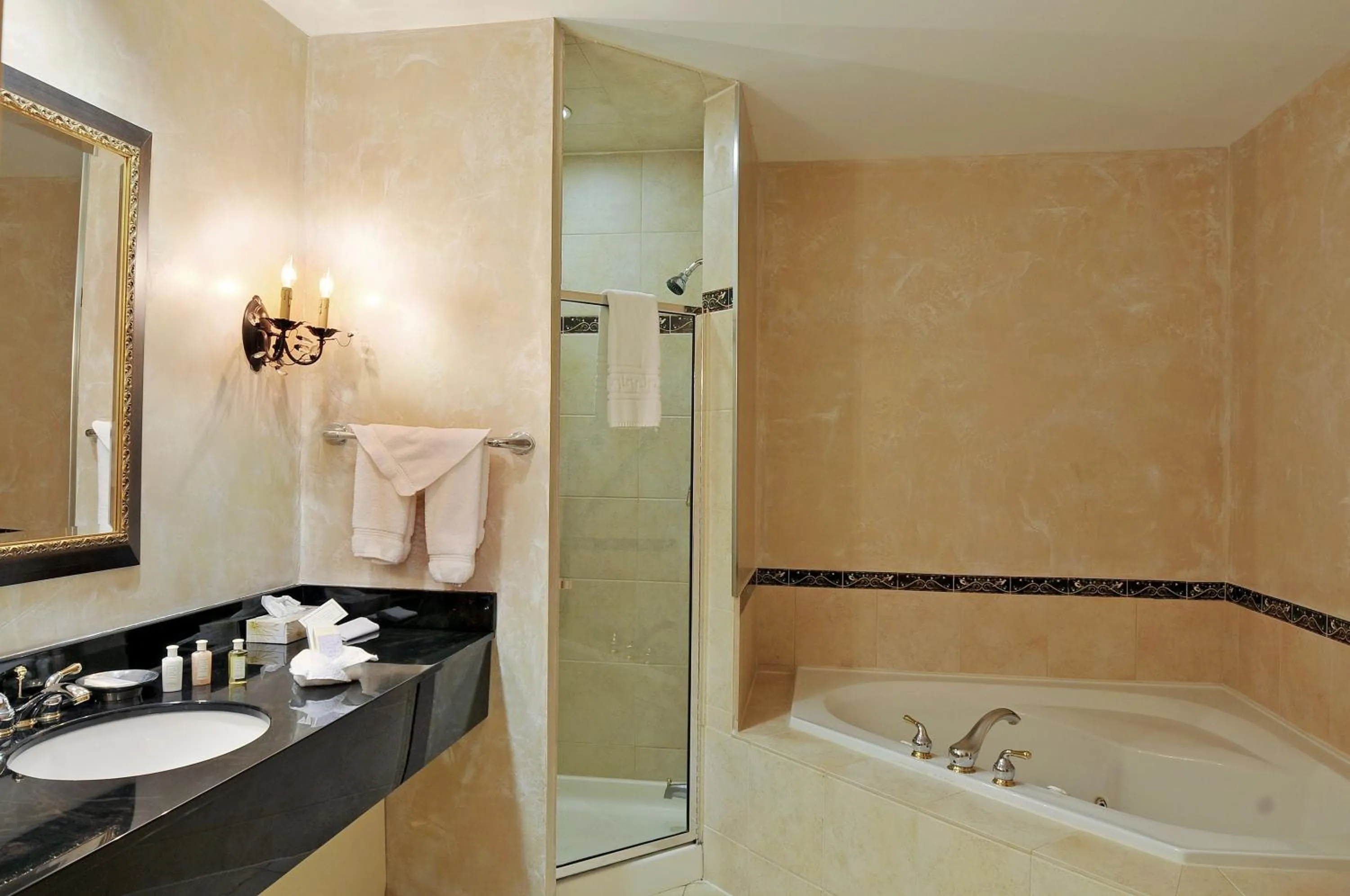 Bathroom in Eganridge Resort, Golf Club & Spa