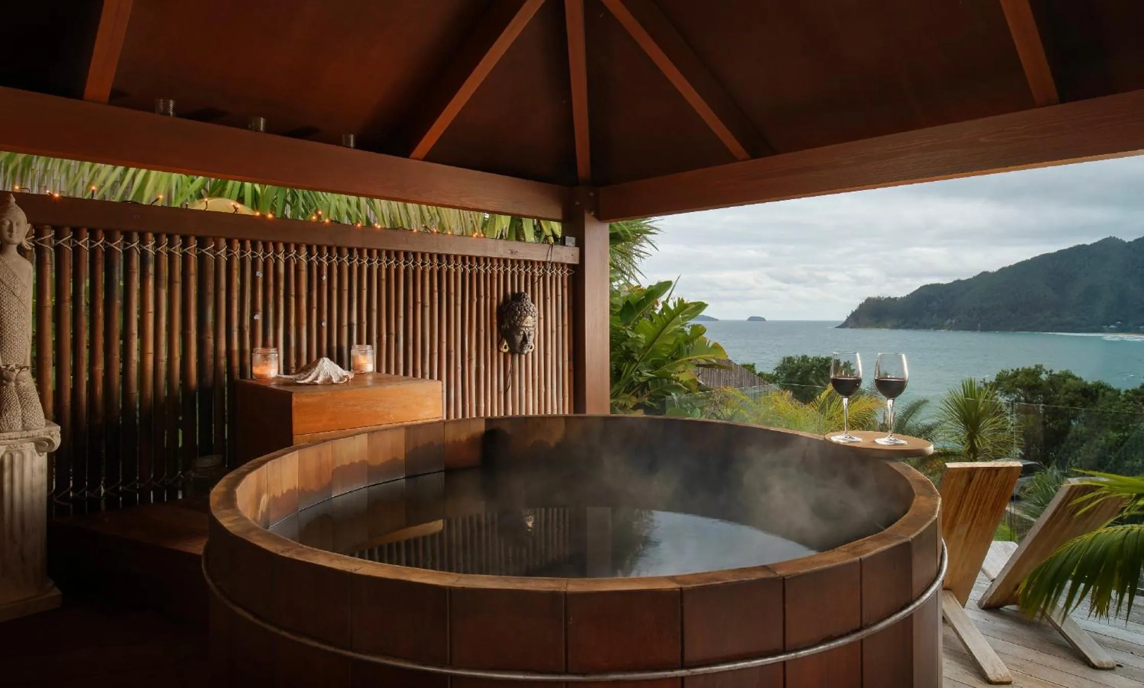 Hot Tub in Paku Palms