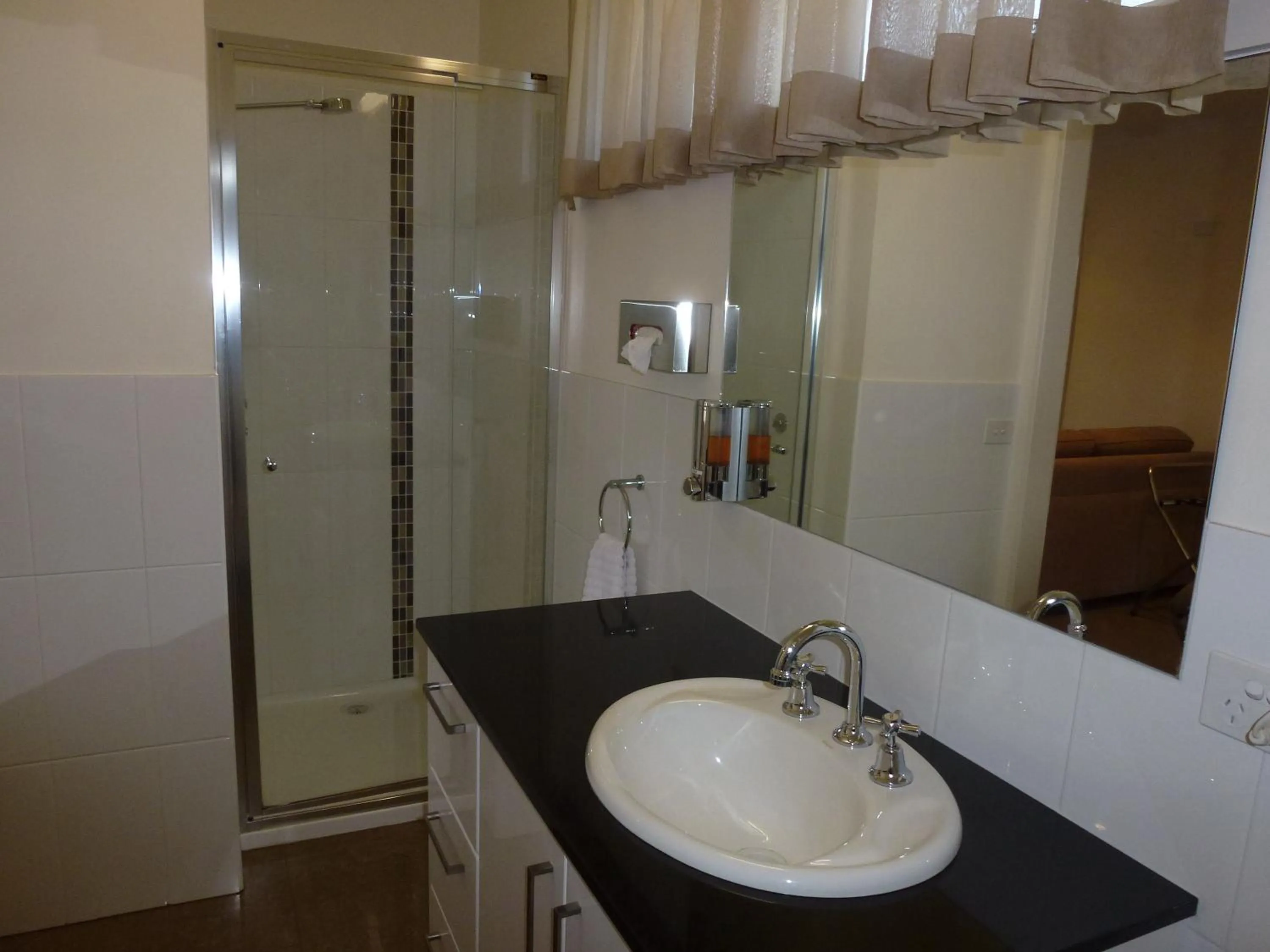 Bathroom in Dromana Beach Getaway
