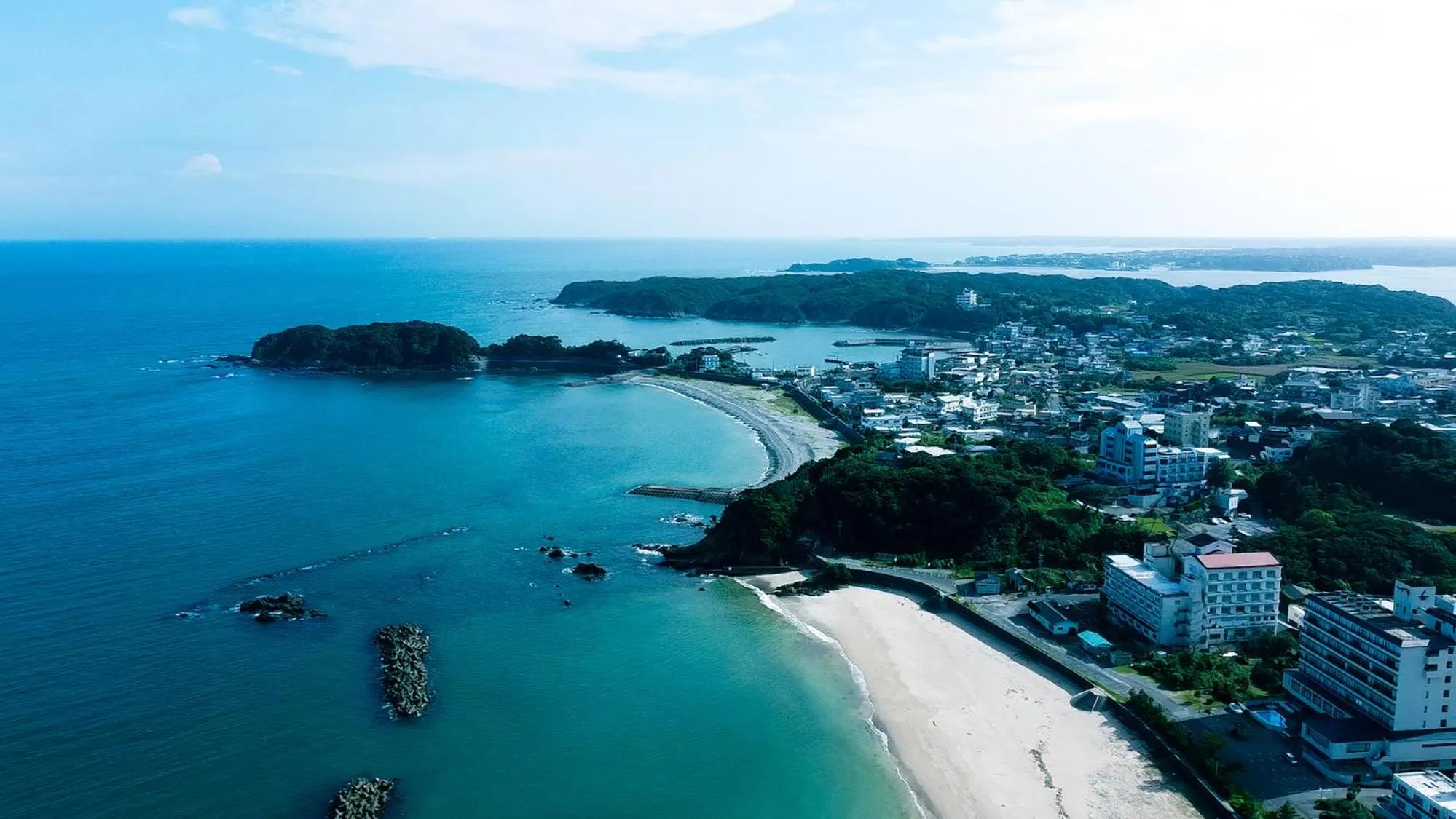 Sea view in Hamanomiyabitei Ichii