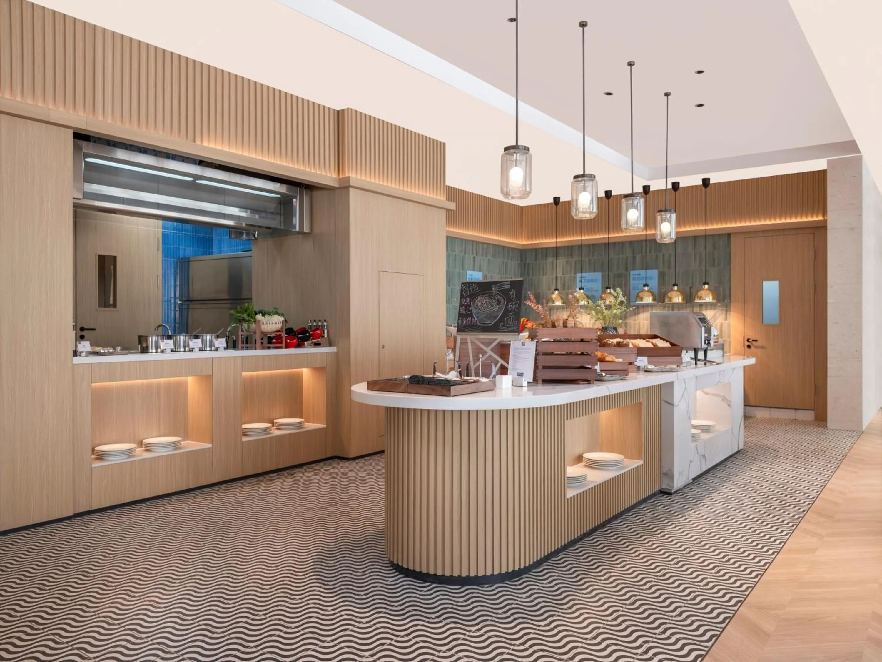 Restaurant/places to eat in Holiday Inn Express Aksu by IHG