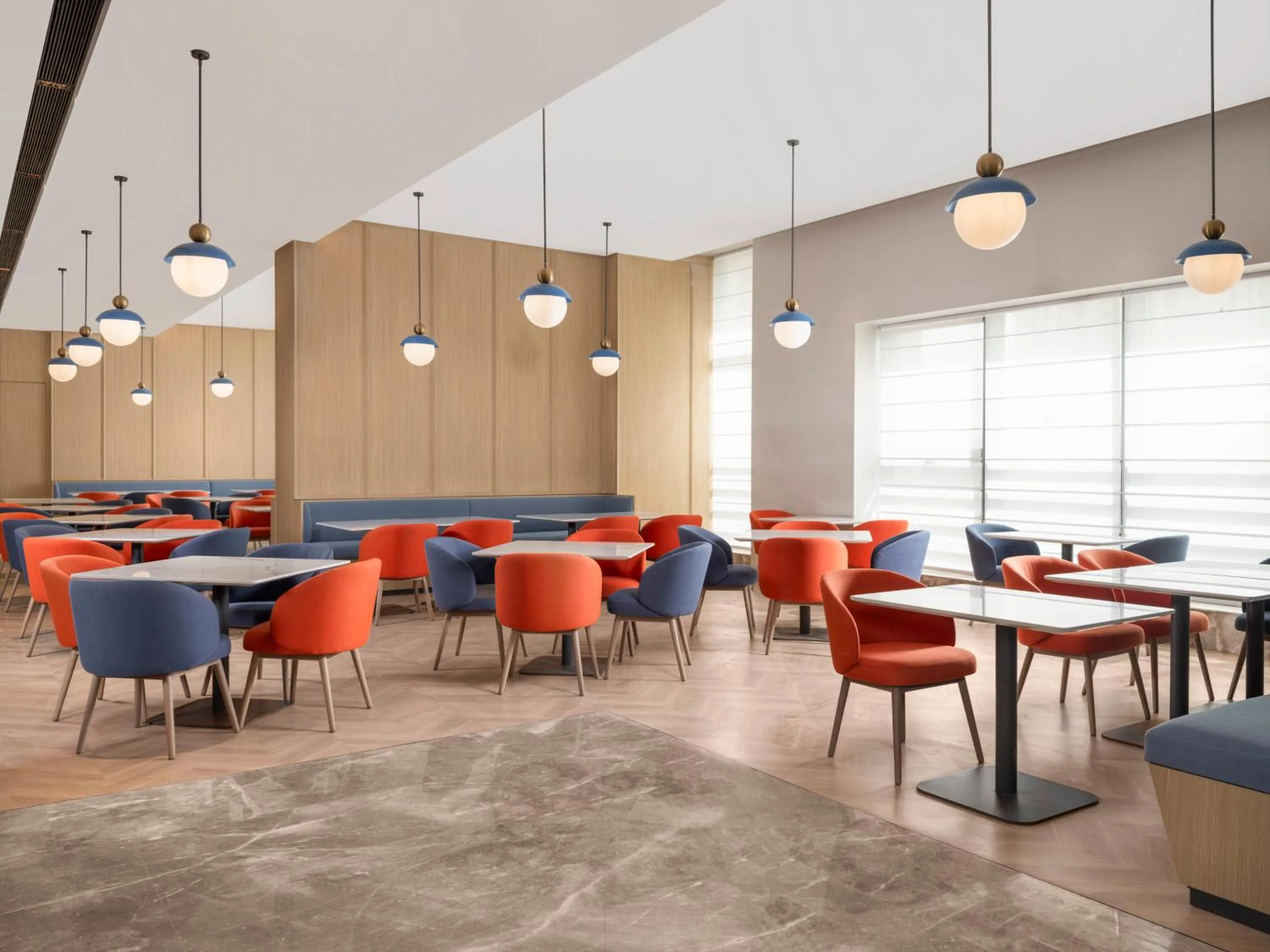 Restaurant/places to eat in Holiday Inn Express Aksu by IHG