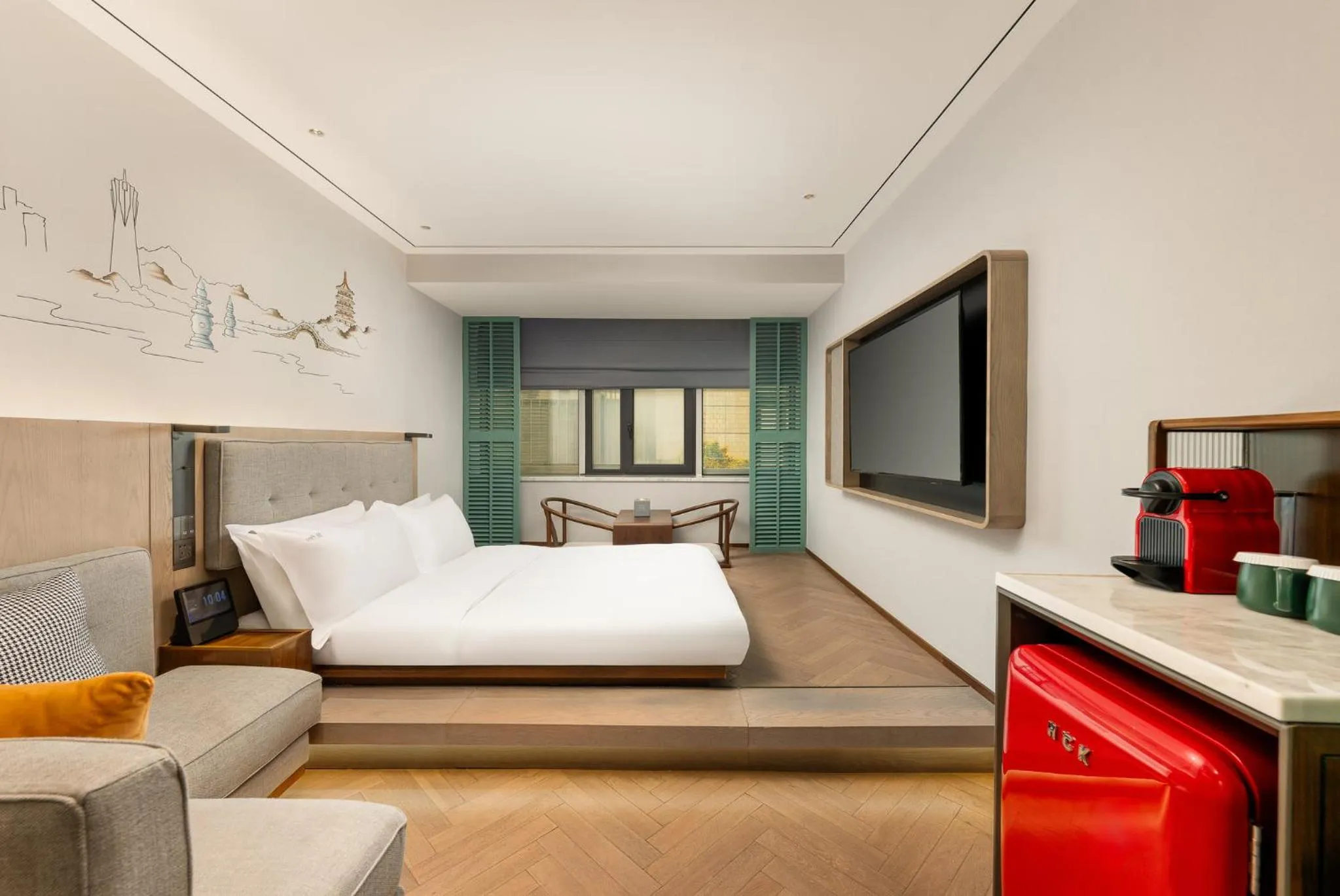 Photo of the whole room, Bed in Holiday Inn Hangzhou West Lake by IHG