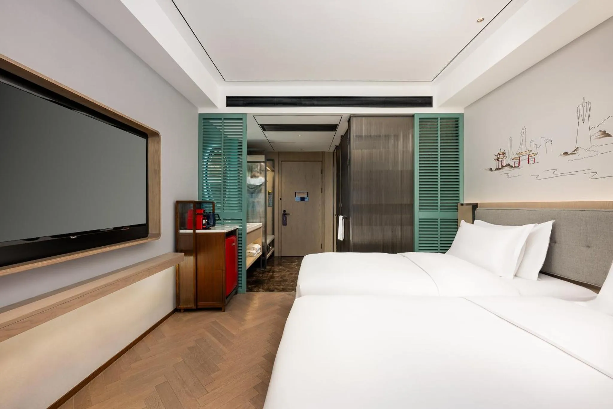 Photo of the whole room, Bed in Holiday Inn Hangzhou West Lake by IHG