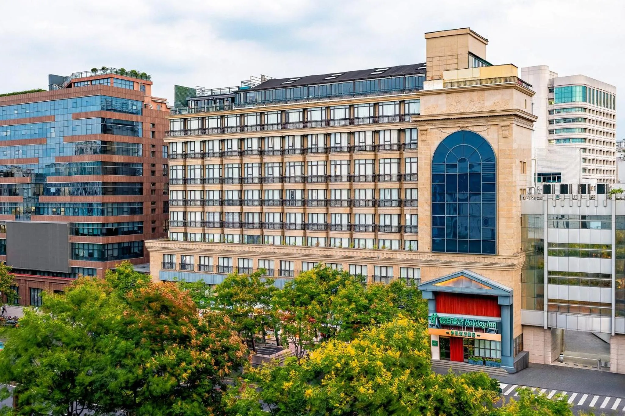 Property building in Holiday Inn Hangzhou West Lake by IHG