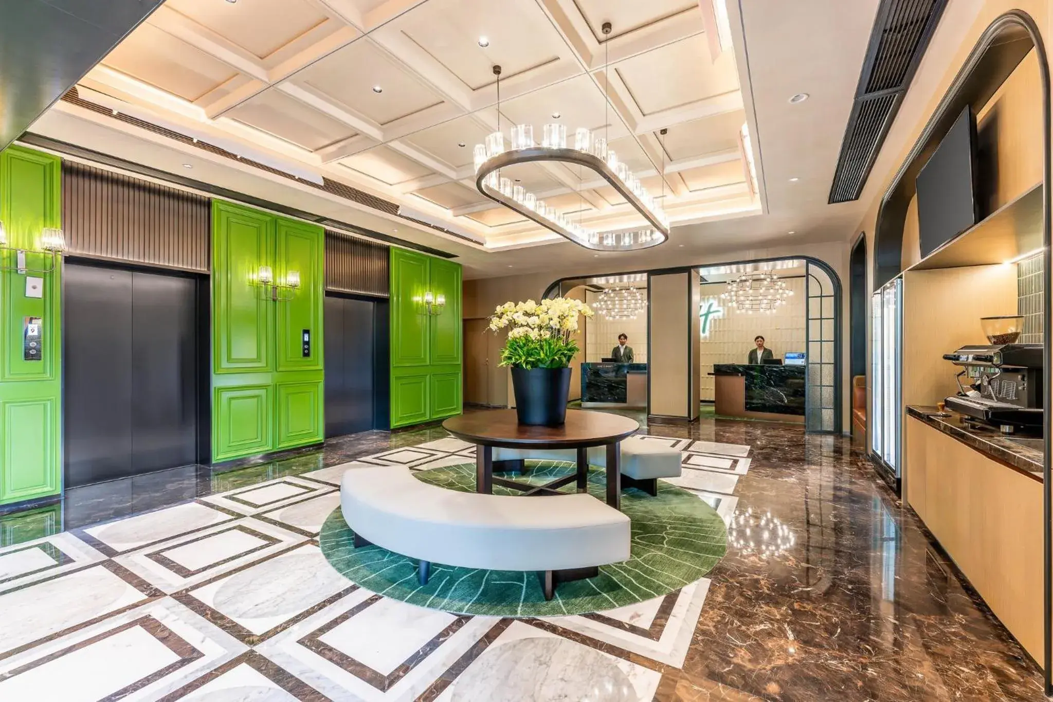 Property building in Holiday Inn Hangzhou West Lake by IHG Property building in Holiday Inn Hangzhou West Lake by IHG