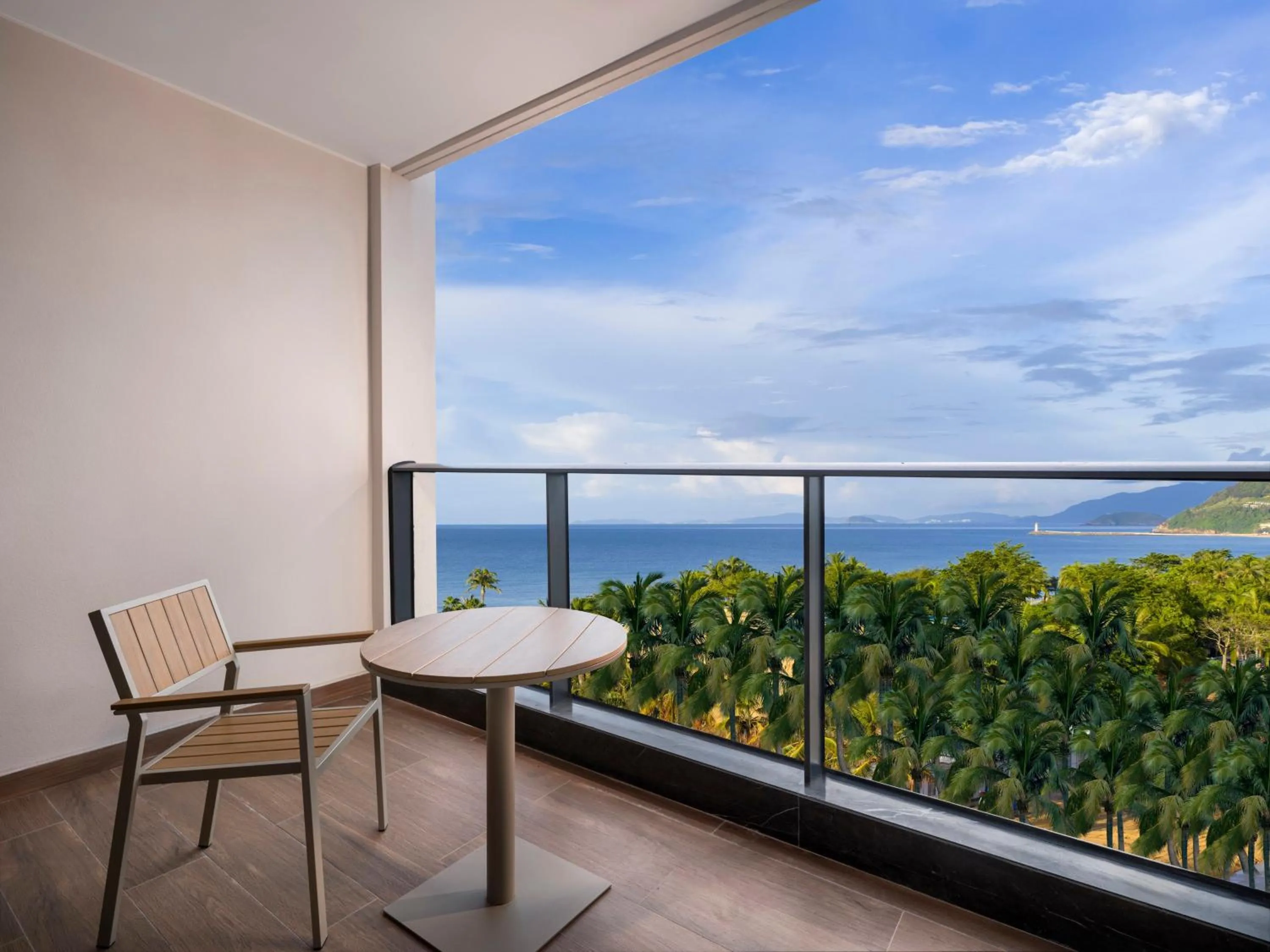 Photo of the whole room in Holiday Inn Resort Wanning Shenzhou Peninsula by IHG