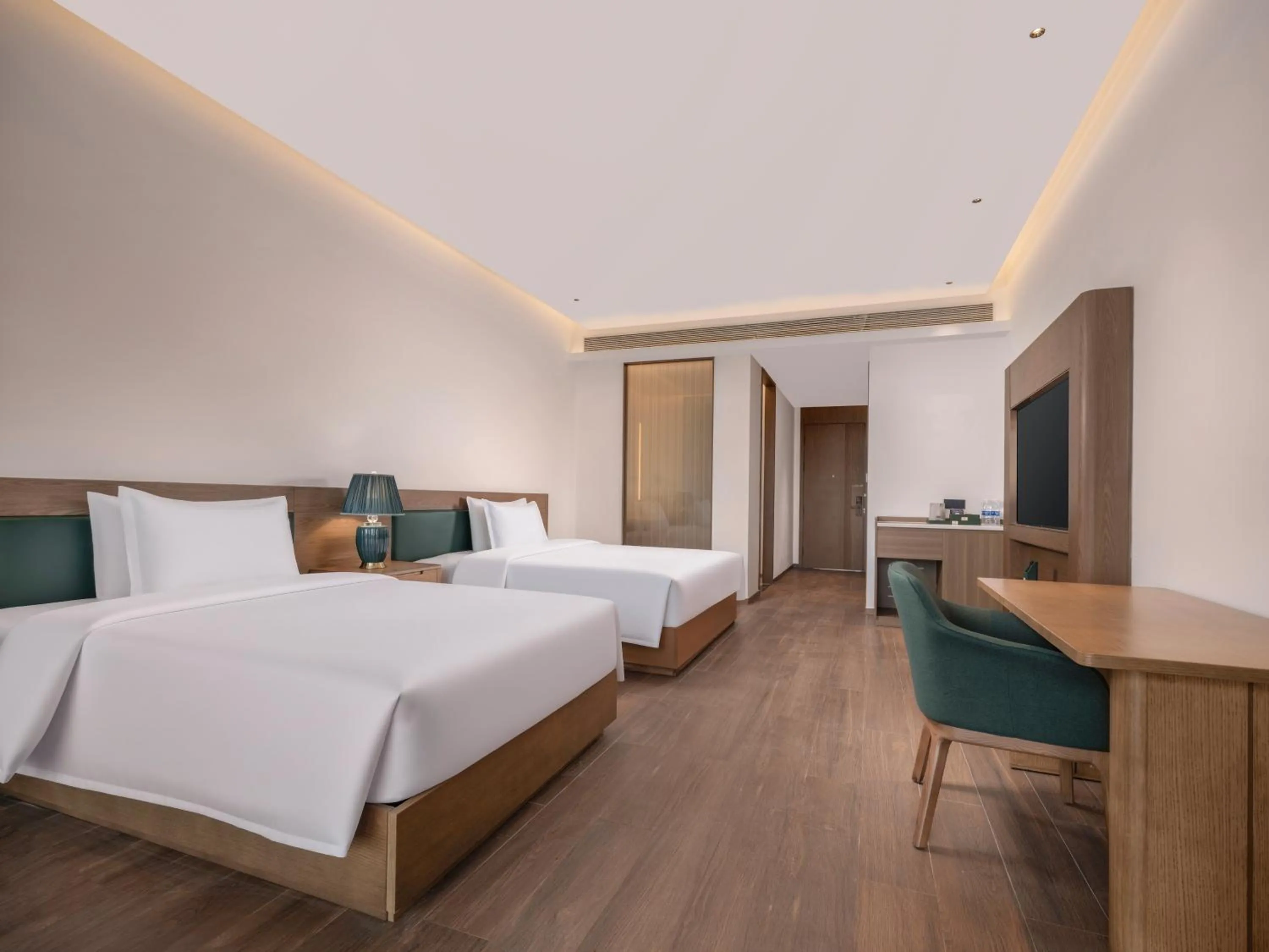 Bed in Holiday Inn Resort Wanning Shenzhou Peninsula by IHG
