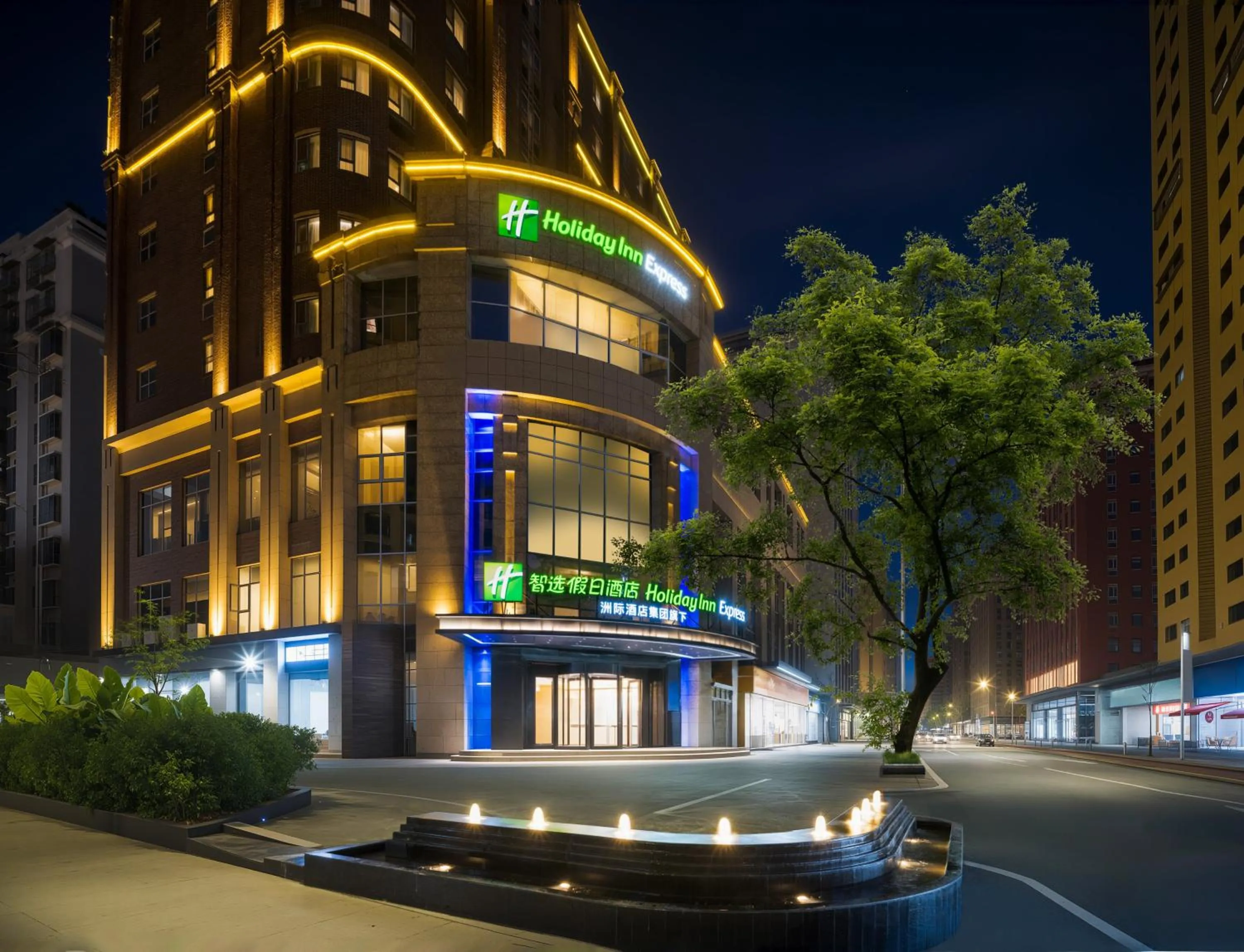 Property building in Holiday Inn Express Zhuhai Grand Theater by IHG