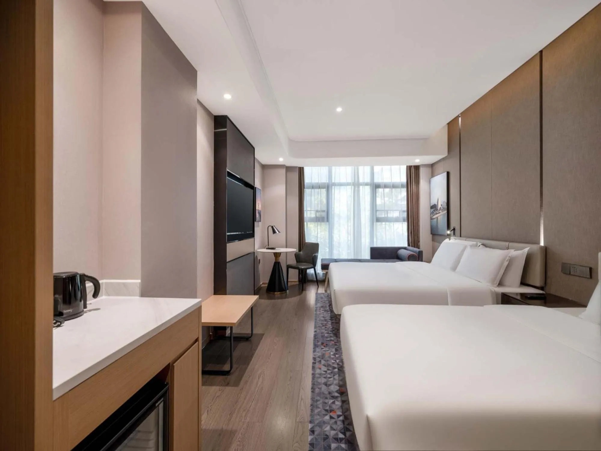 Bed in Holiday Inn Express Zhuhai Grand Theater by IHG