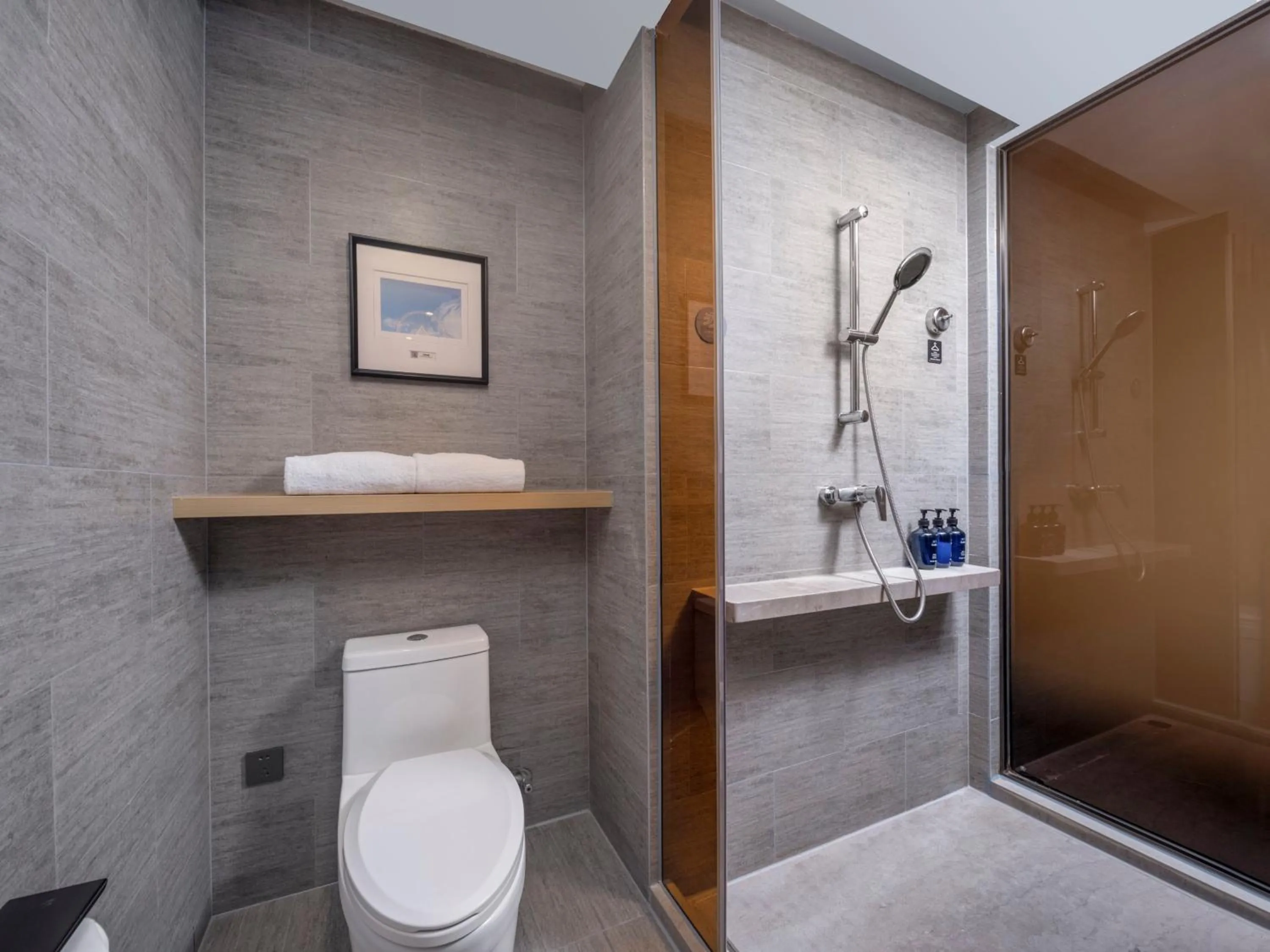 Bathroom in Holiday Inn Express Zhuhai Grand Theater by IHG