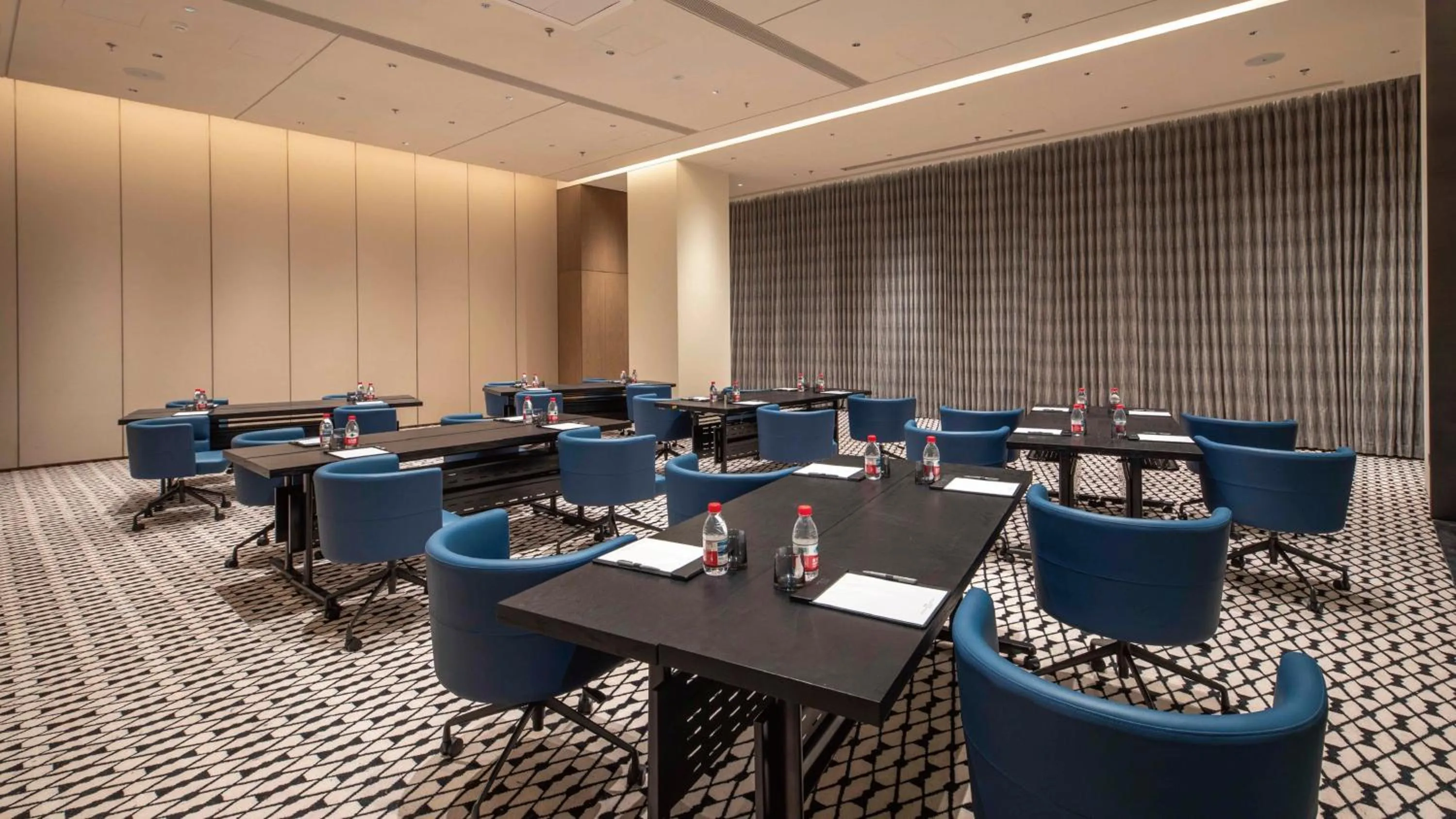 Meeting/conference room in Crowne Plaza Beijing Tongzhou