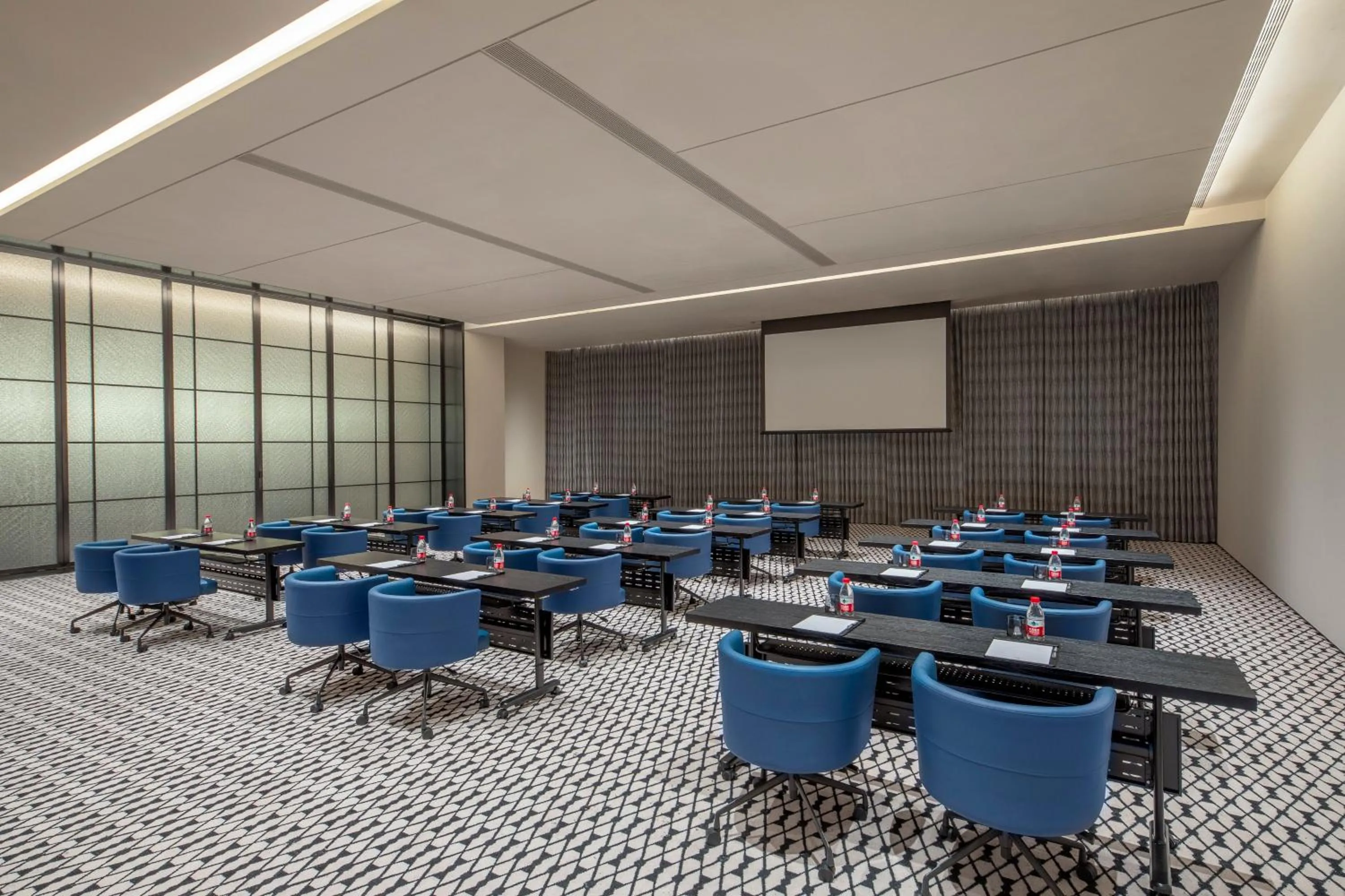 Meeting/conference room in Crowne Plaza Beijing Tongzhou