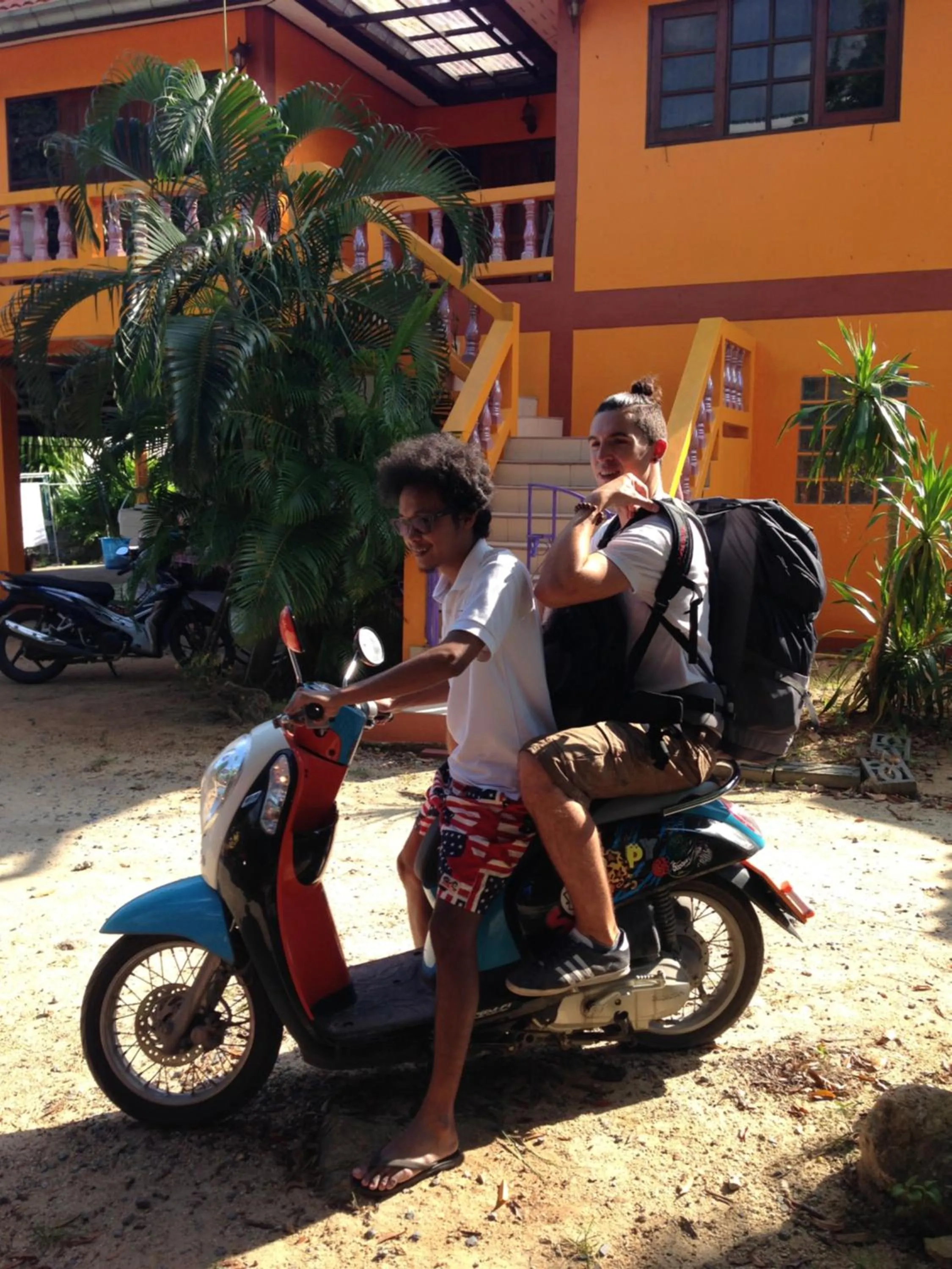 Cycling in Samui Poshtel