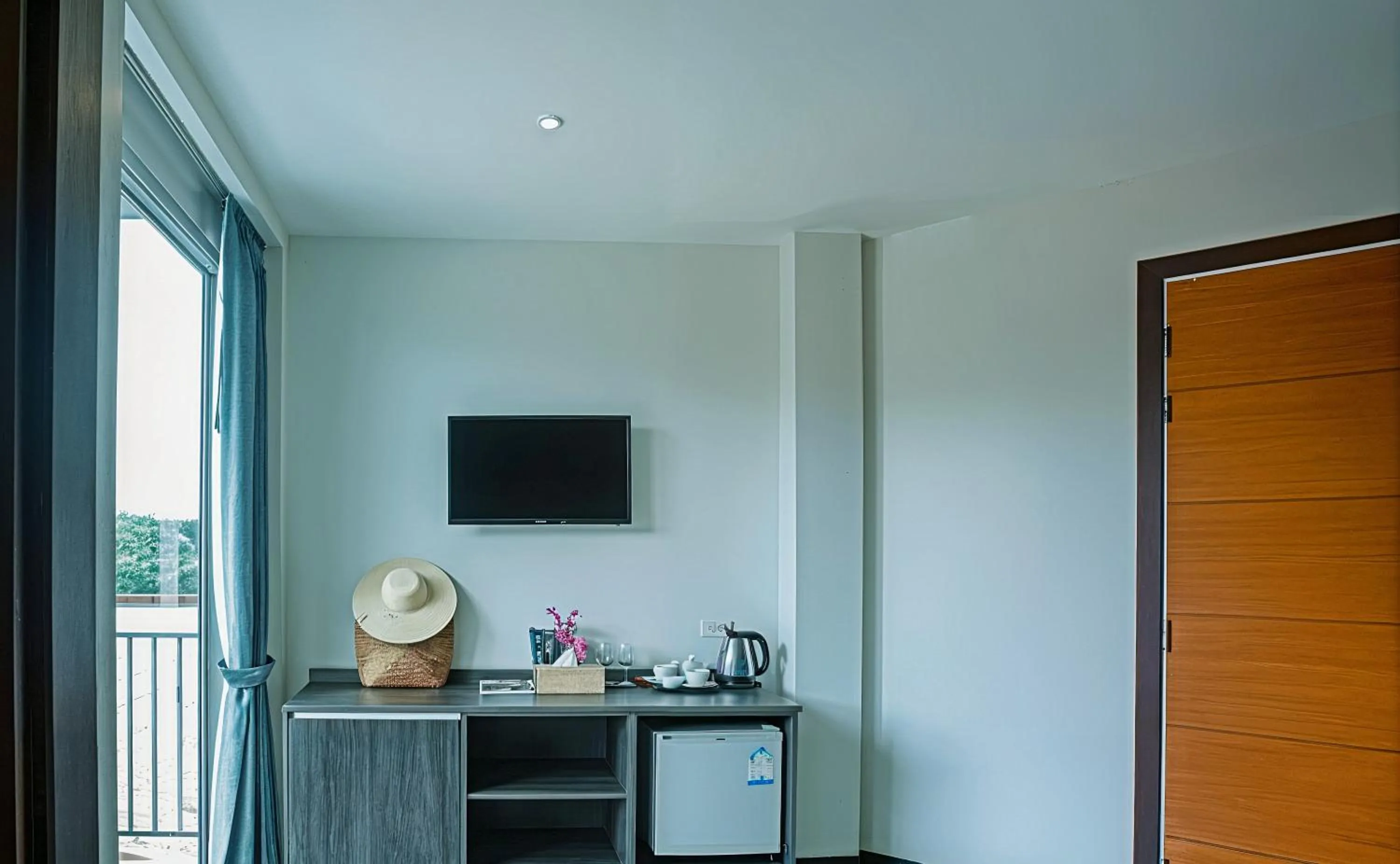 TV and multimedia in The Wings Boutique Hotels Krabi Ko Lanta