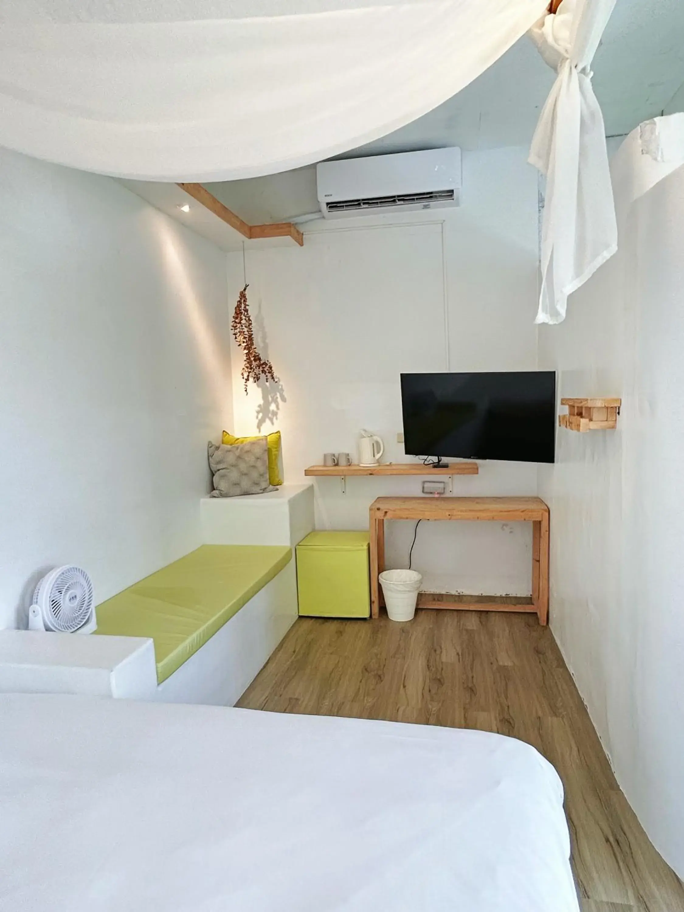 Bed in White&Light B&B Bed in White&Light B&B