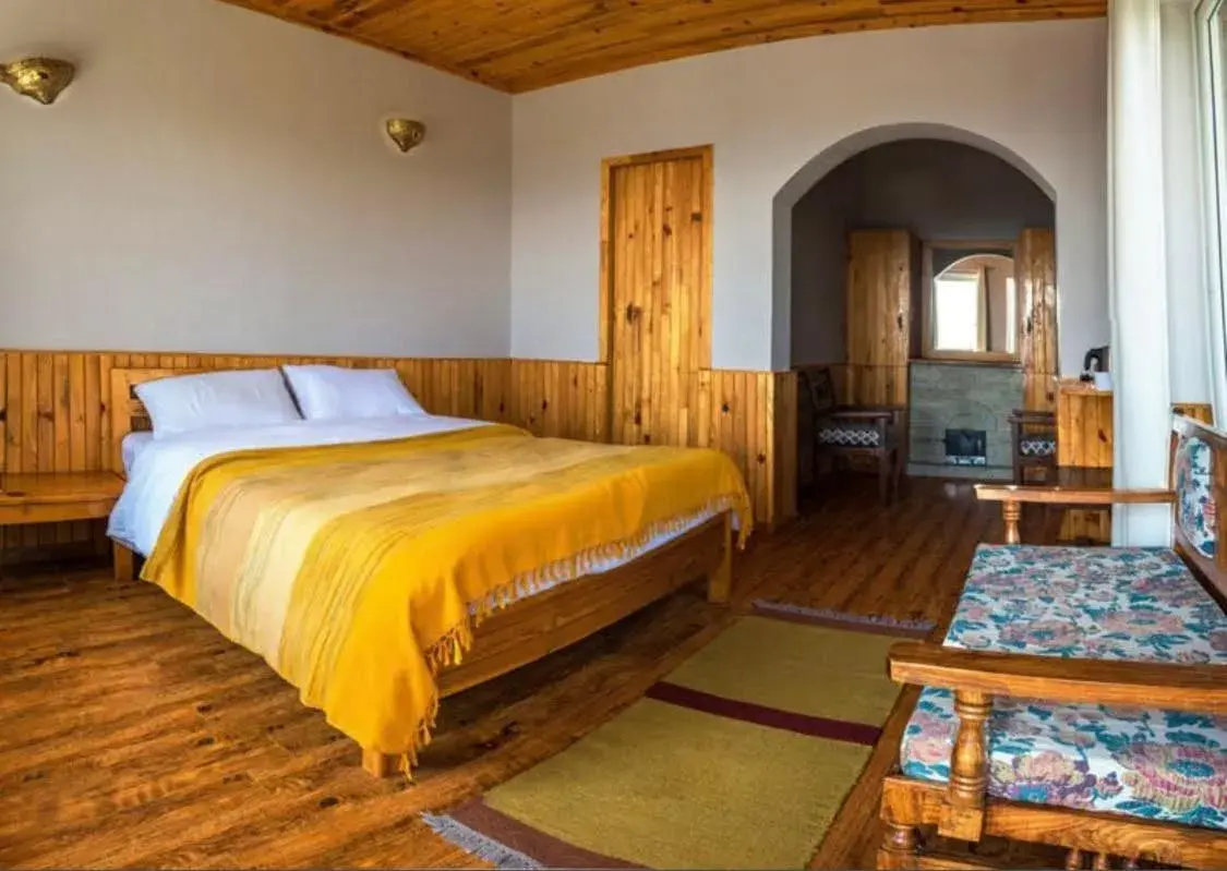 Executive Suite in Kasar Rainbow Yoga Retreat Executive Suite in Kasar Rainbow Yoga Retreat