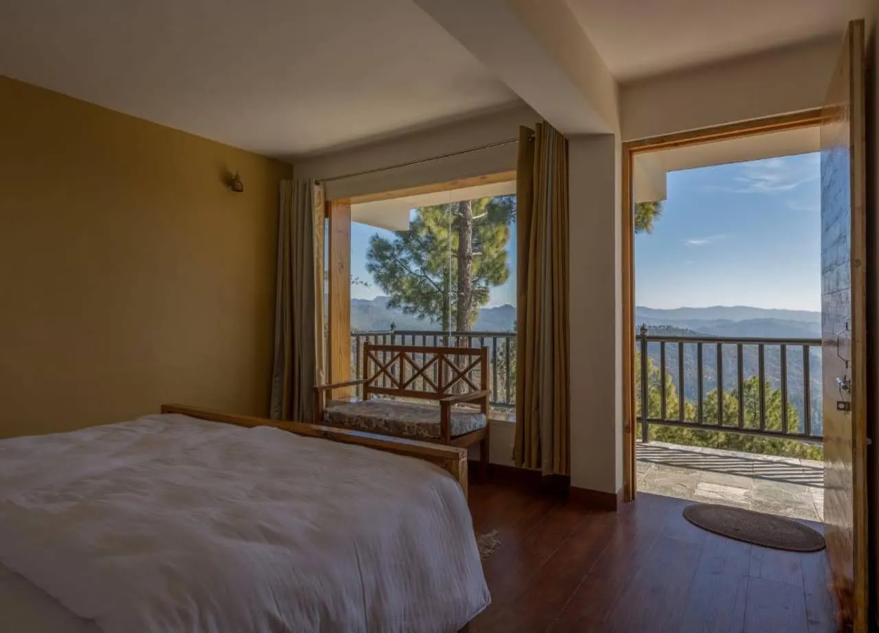 Natural landscape, Bed in Kasar Rainbow Yoga Retreat