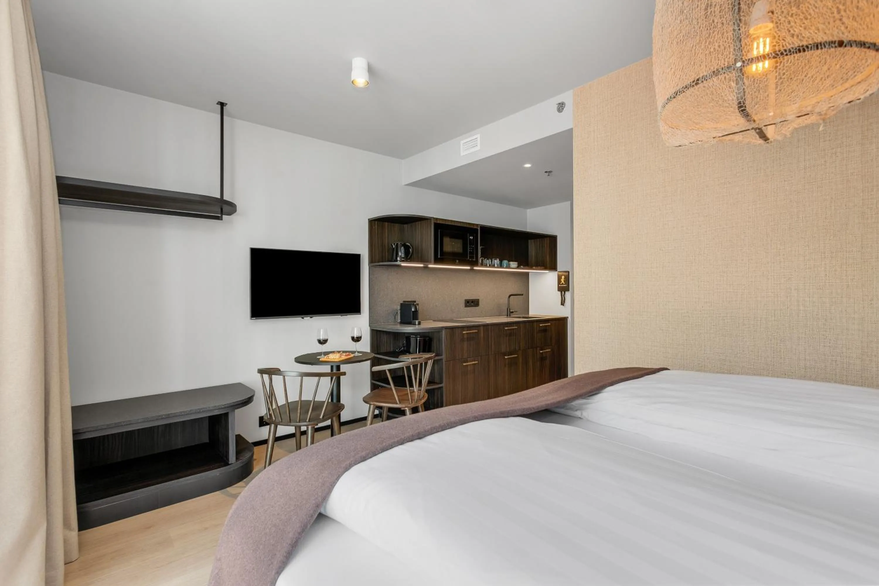 Bed in Strand Hotel Apartments