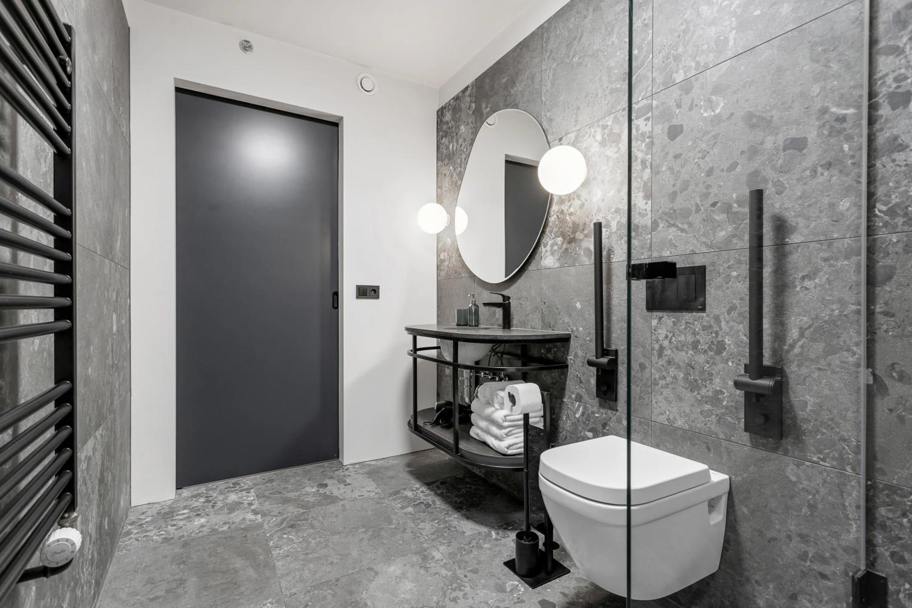 Strand Hotel Apartments