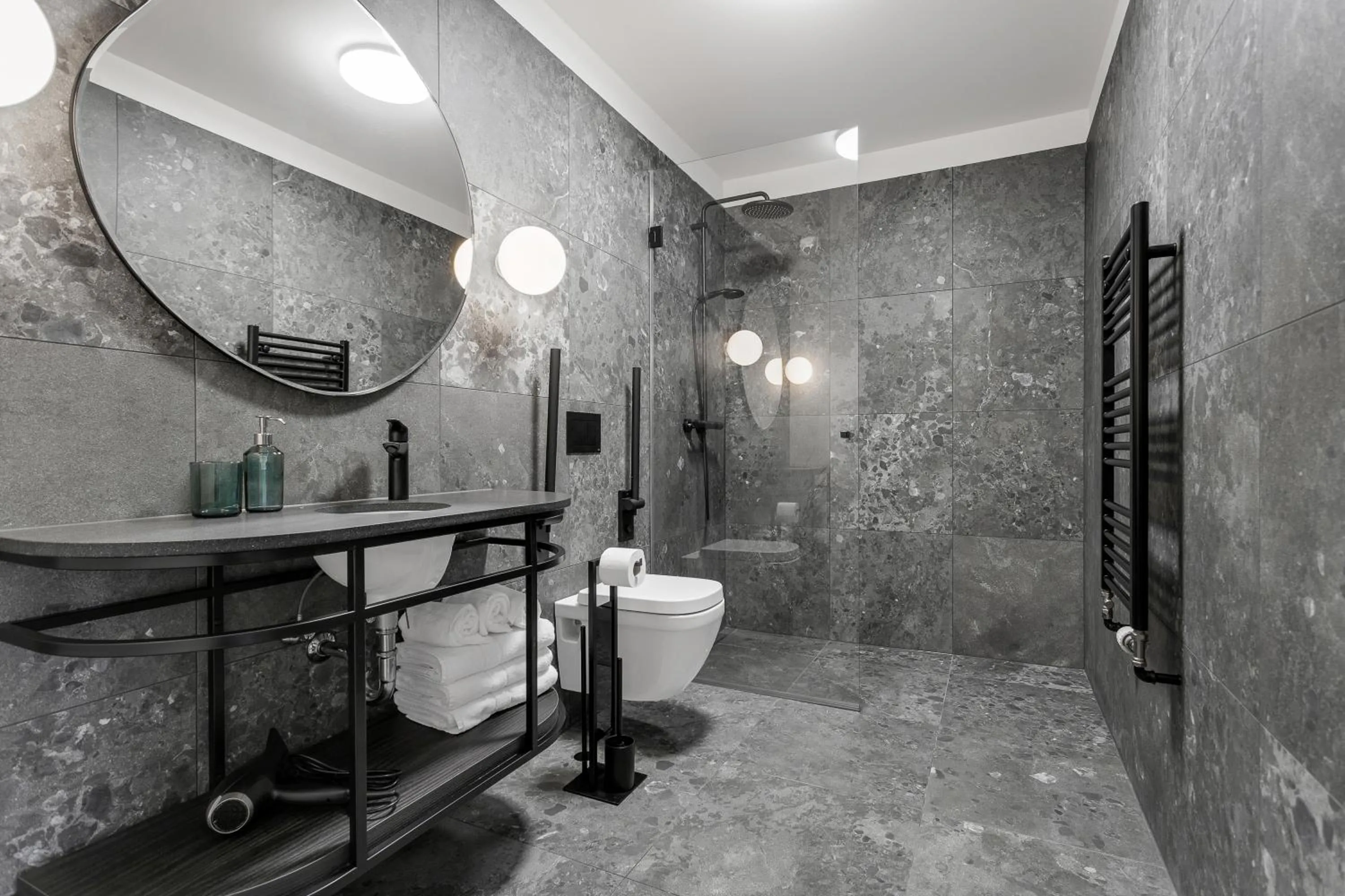 Strand Hotel Apartments