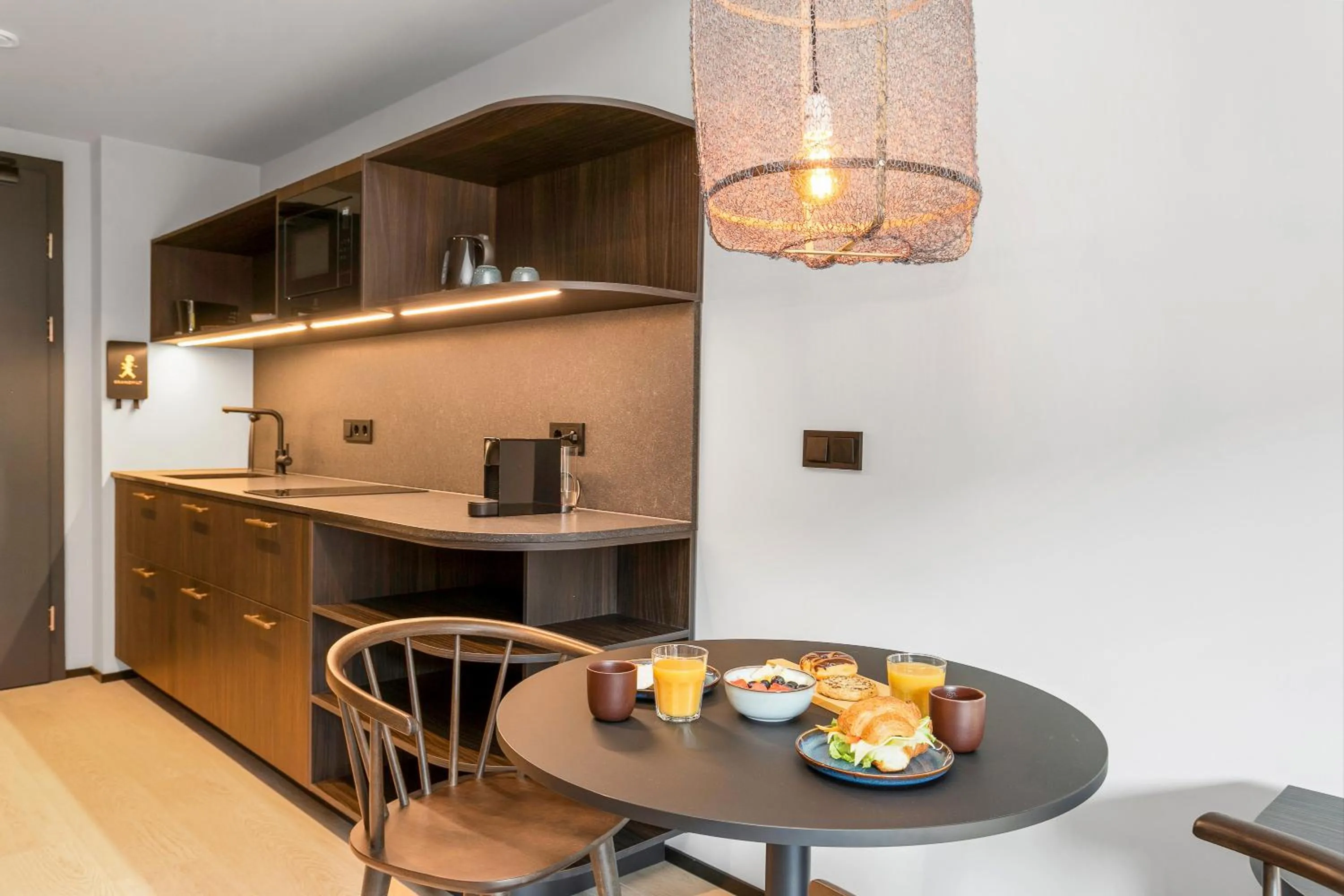 Strand Hotel Apartments