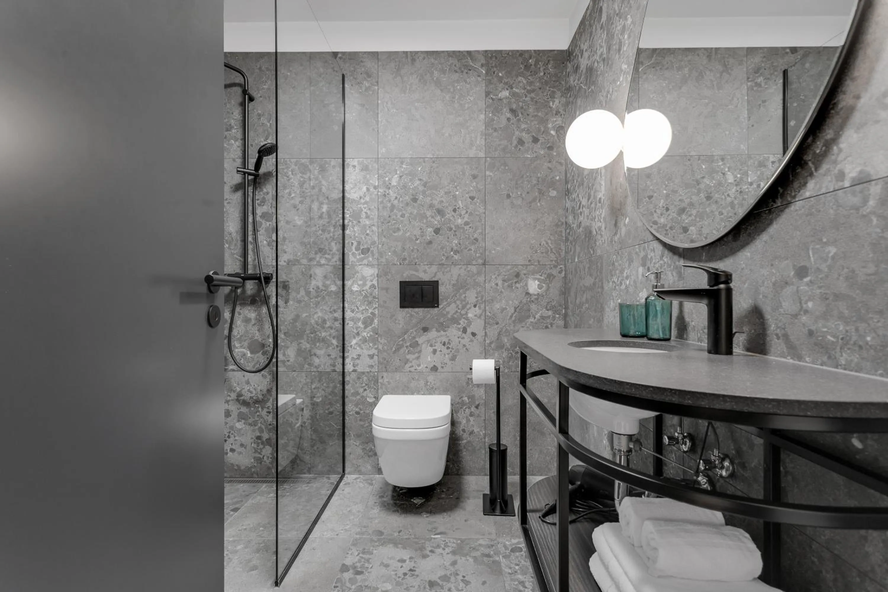 Strand Hotel Apartments