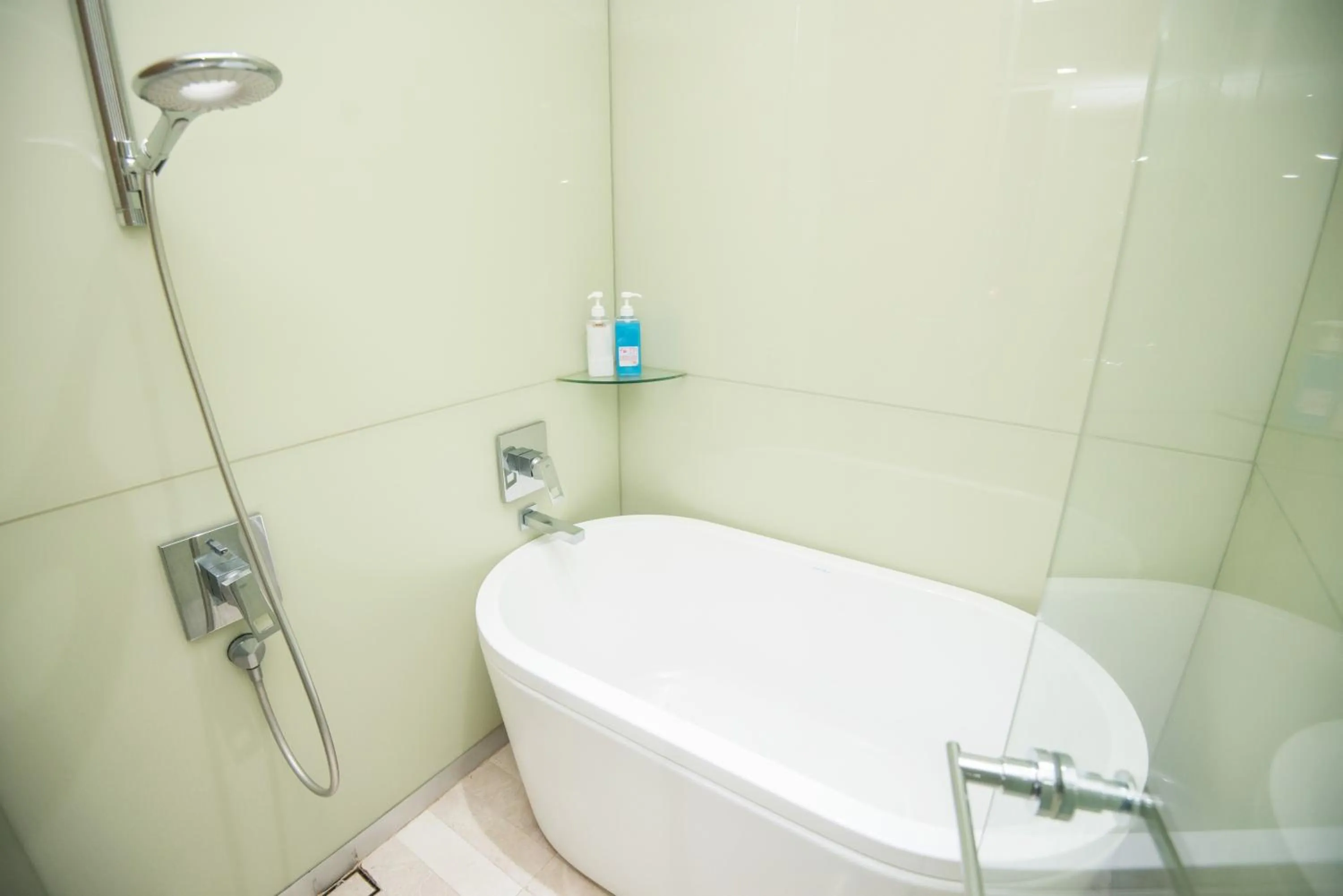 Bathroom in Soho Suites @ KLCC by Luxury Suites Asia