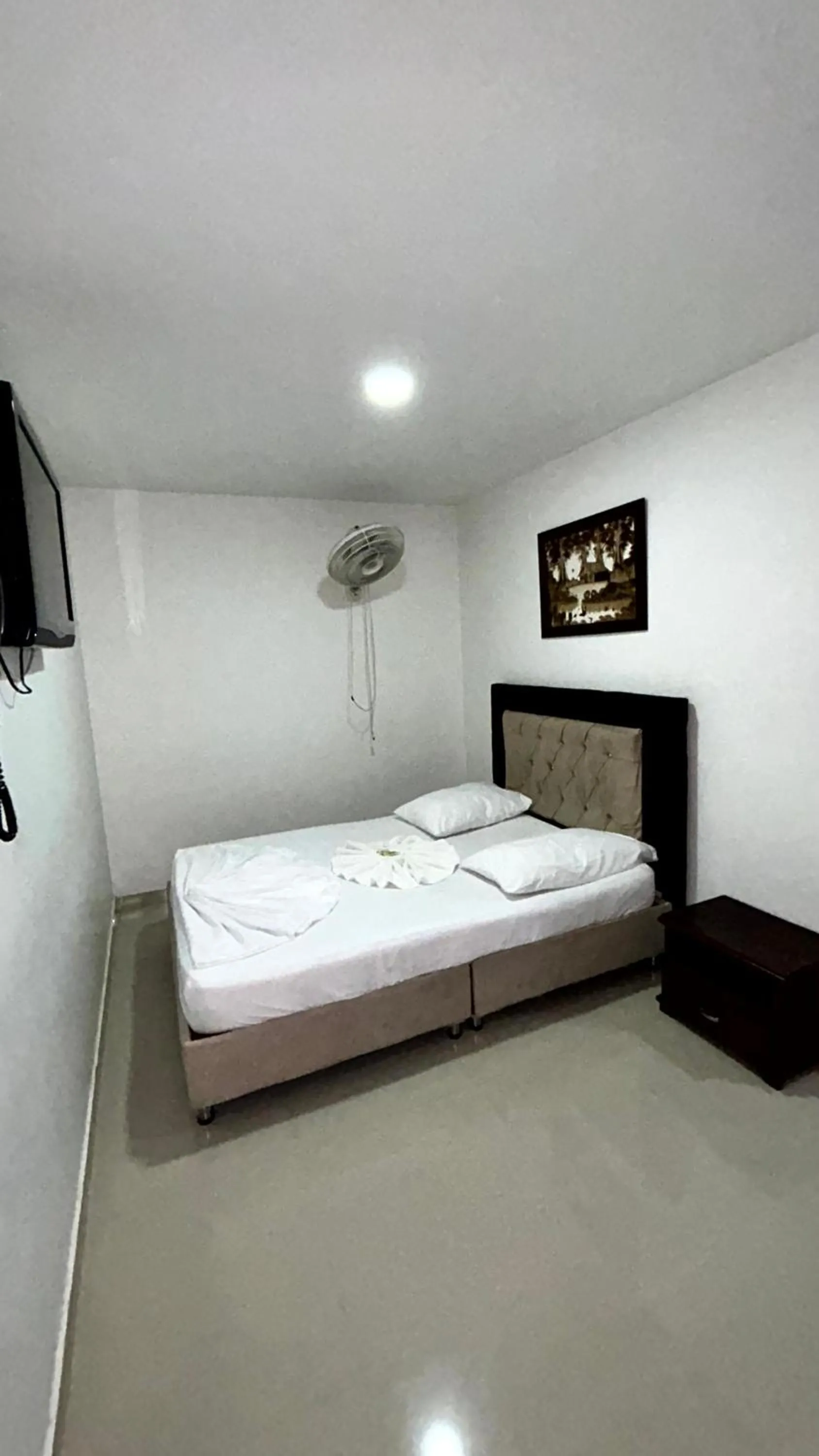 Photo of the whole room, Bed in Hotel Imperio