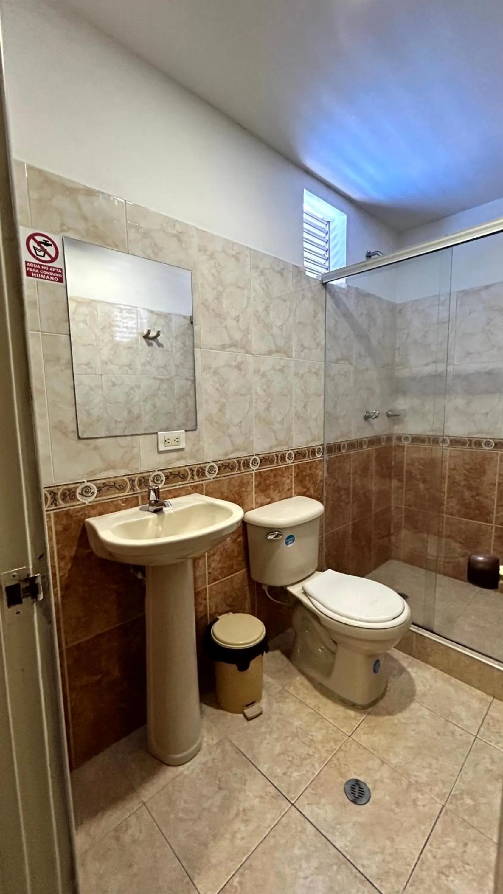 Bathroom in Hotel Imperio