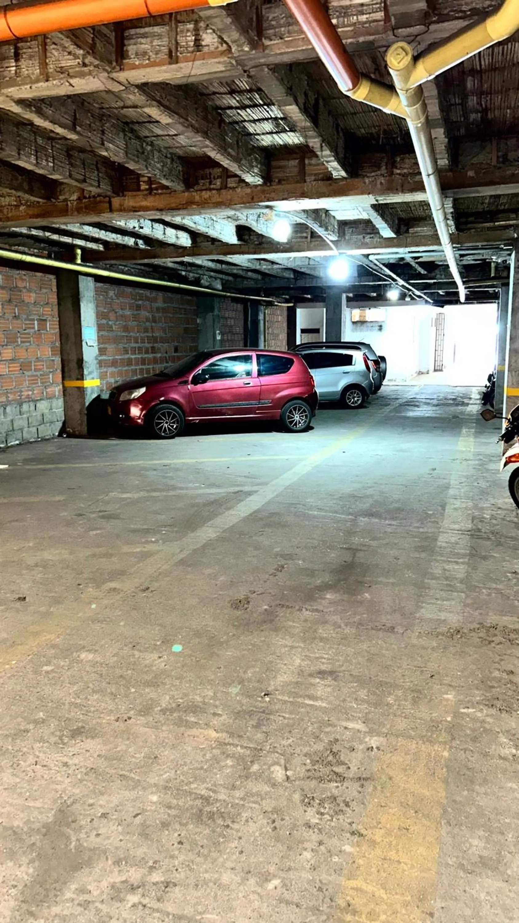 Parking in Hotel Imperio