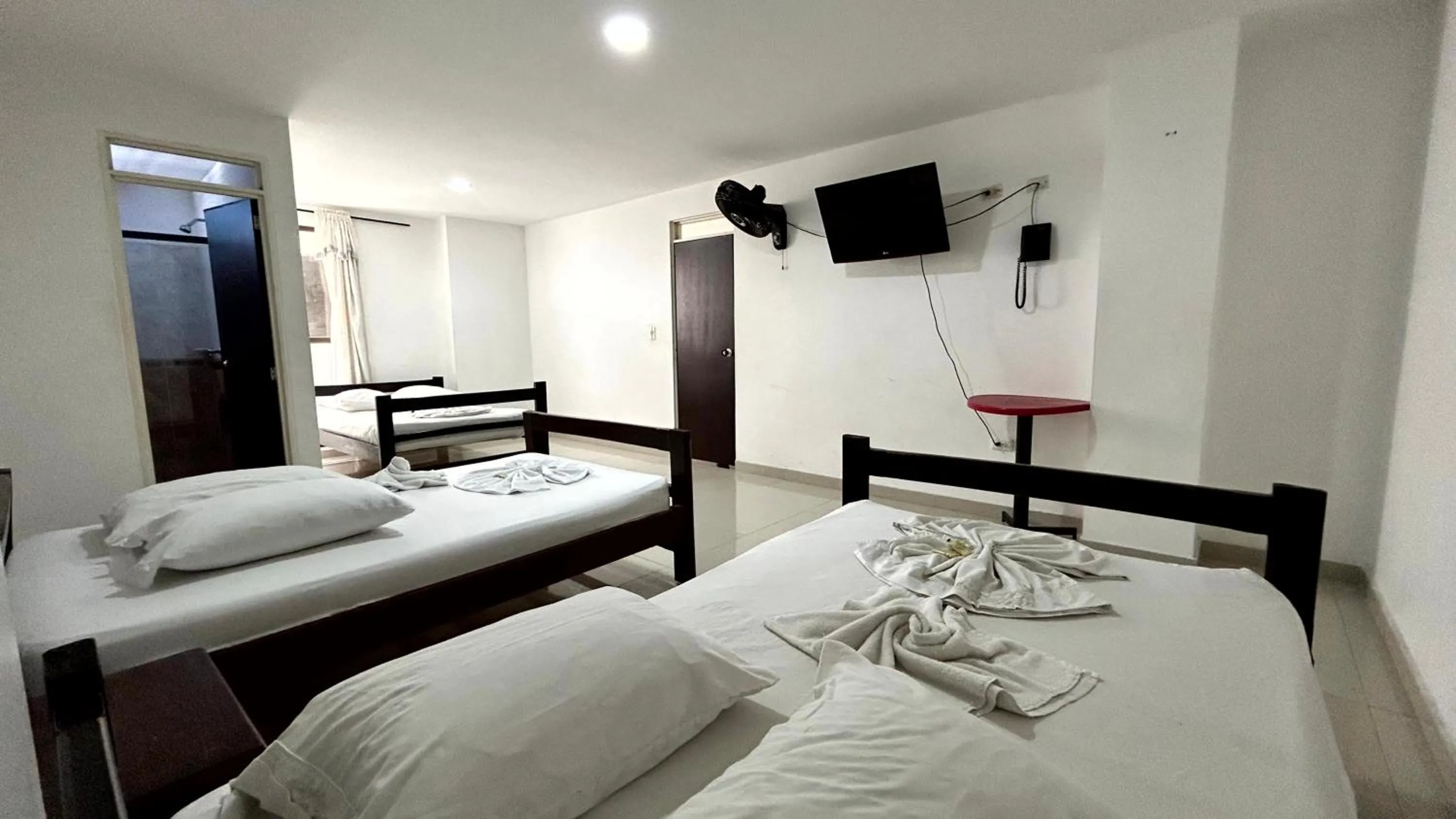 Bedroom, Bed in Hotel Imperio