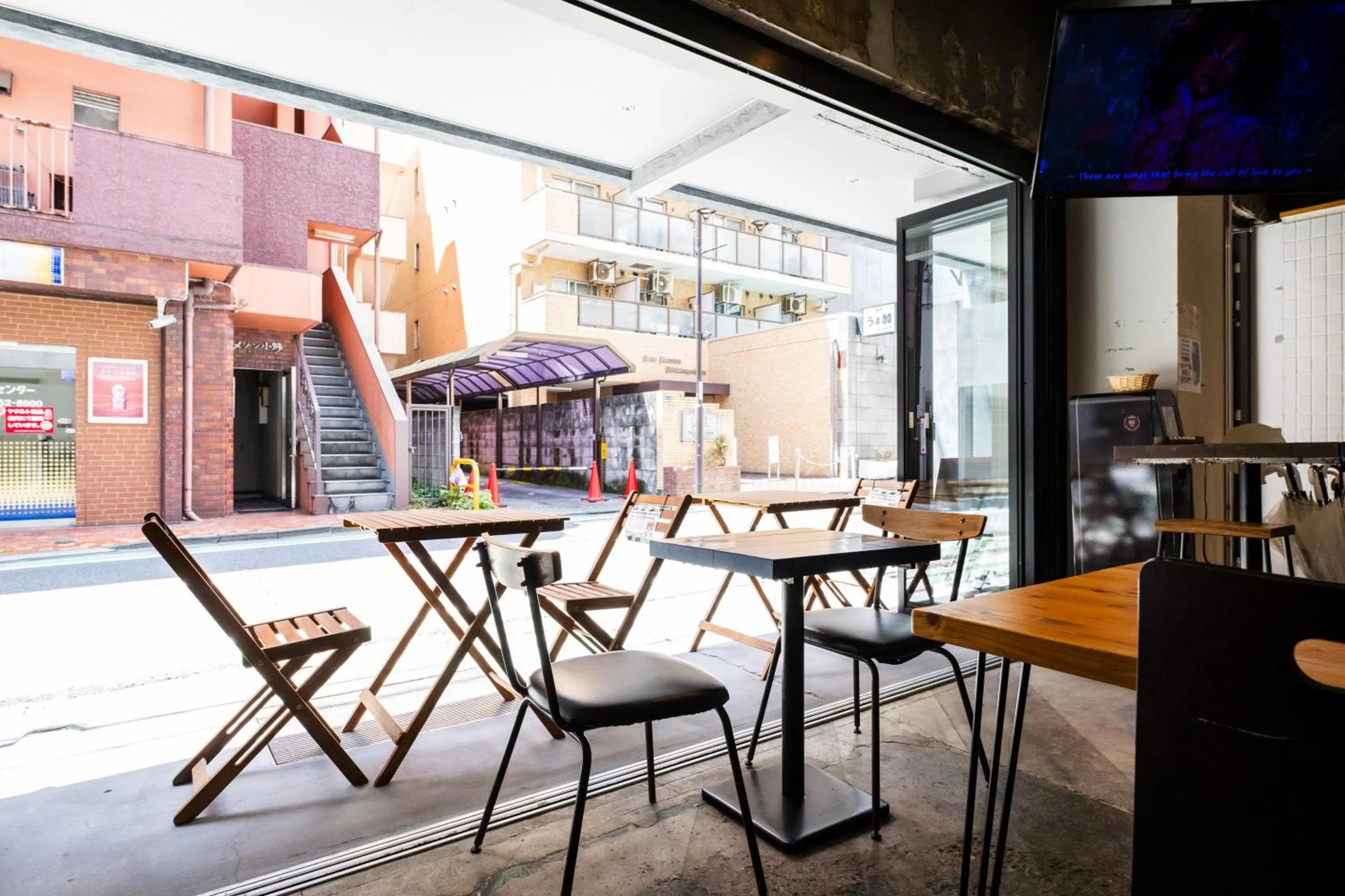 Lounge or bar in Imano Tokyo Hostel