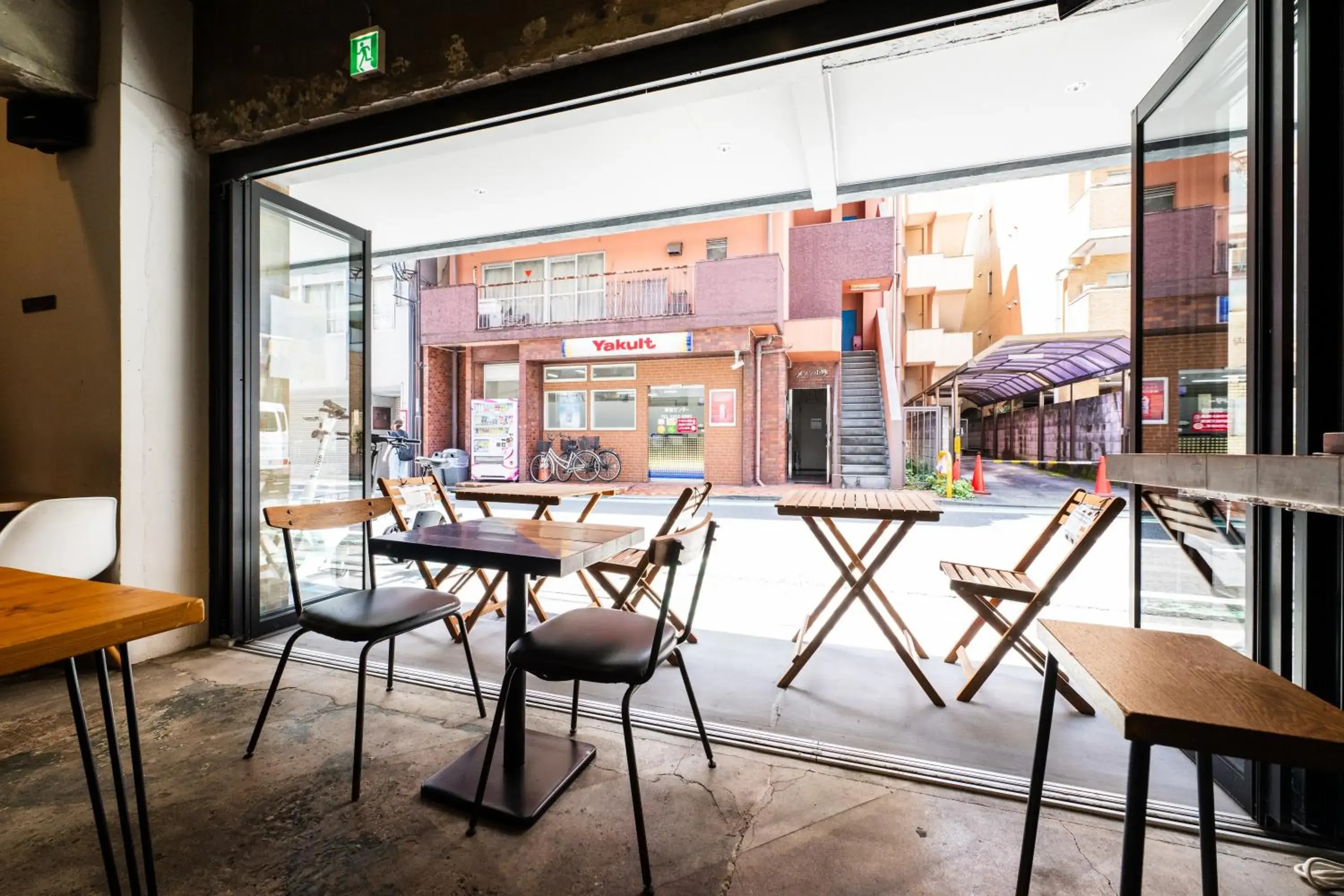 Lounge or bar in Imano Tokyo Hostel Lounge or bar in Imano Tokyo Hostel