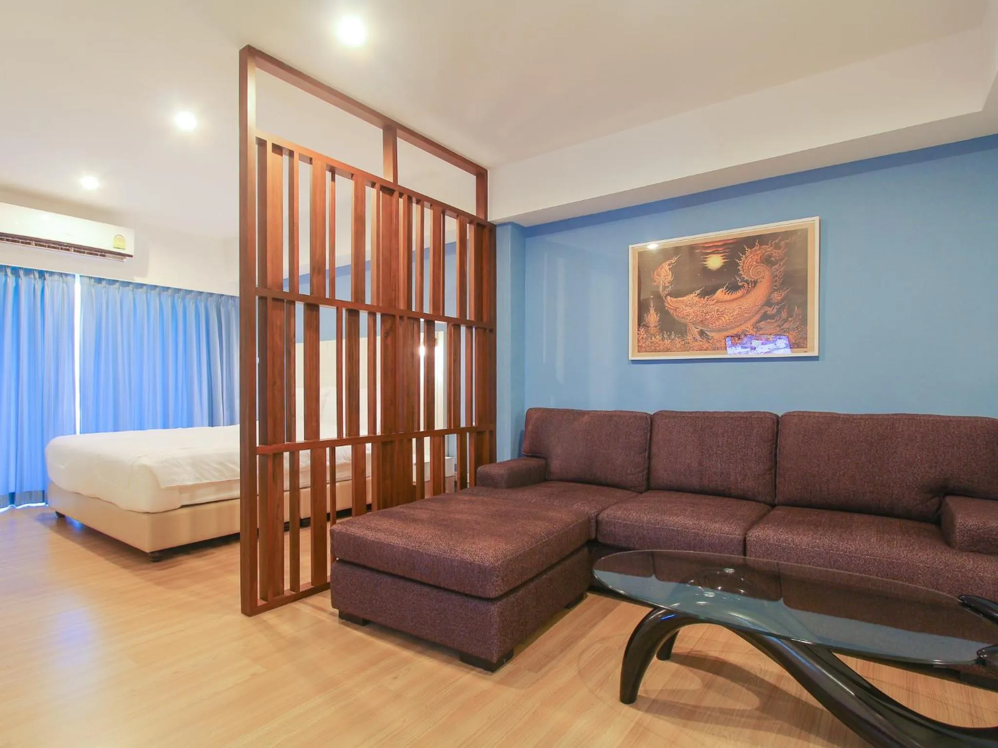 Photo of the whole room, Bed in Huahin City View