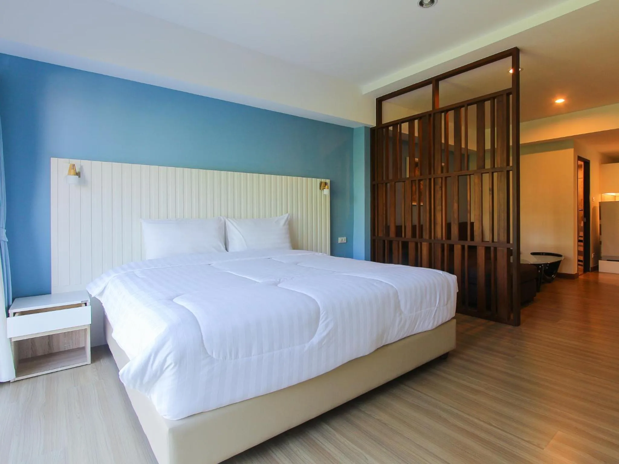 Photo of the whole room, Bed in Huahin City View