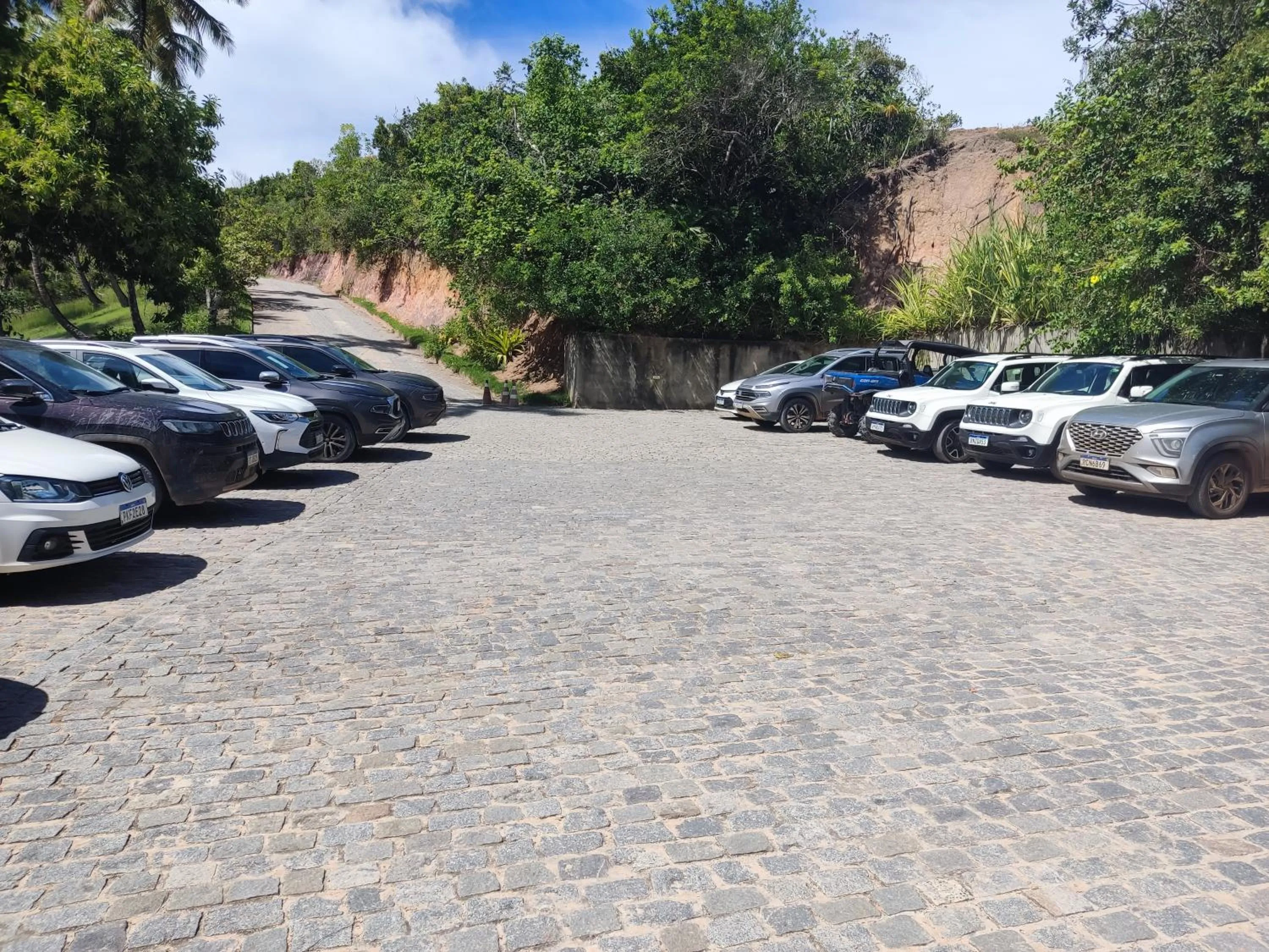Parking in Rio Da Barra Villa Hotel