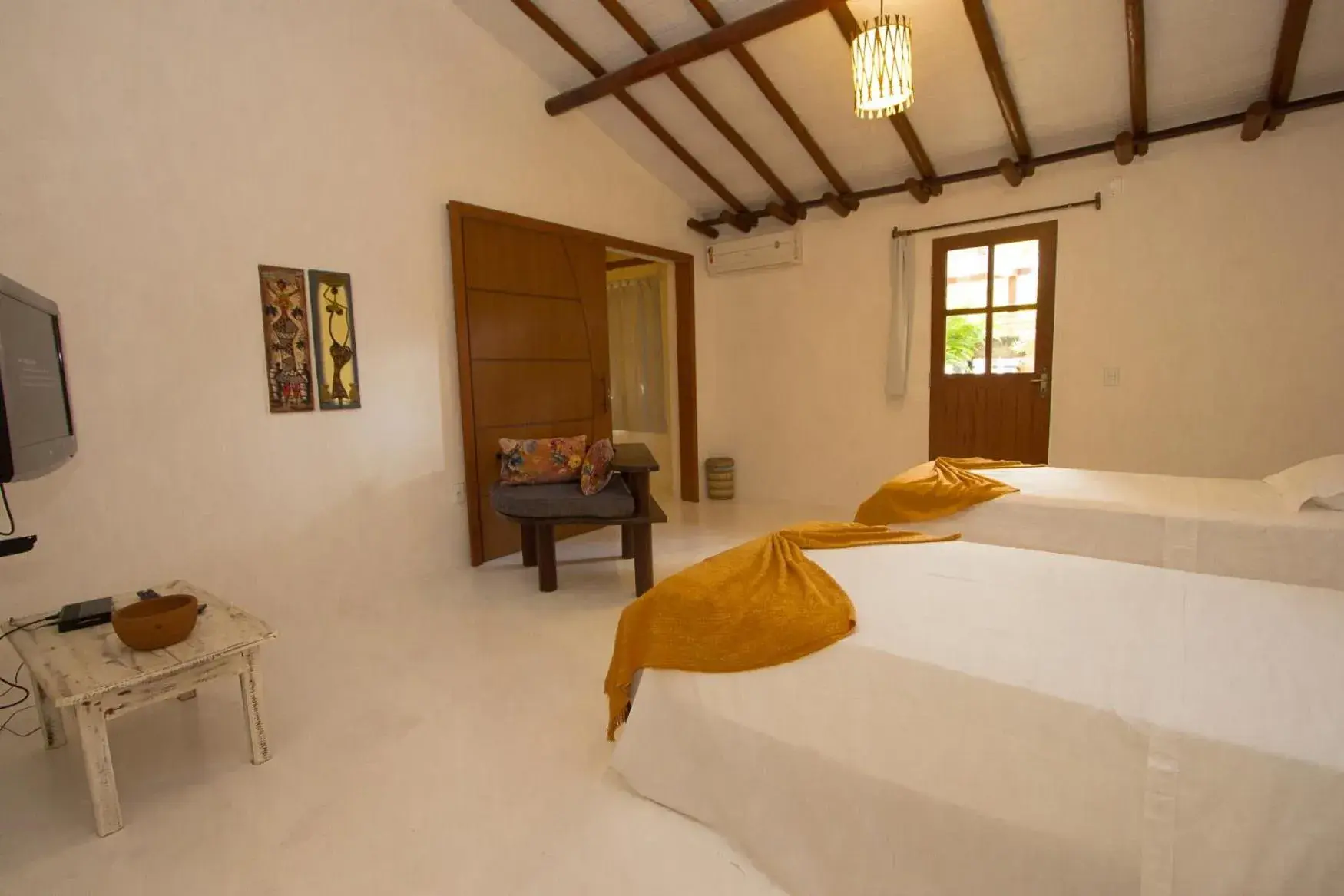 Quadruple Room in Rio Da Barra Villa Hotel Quadruple Room in Rio Da Barra Villa Hotel
