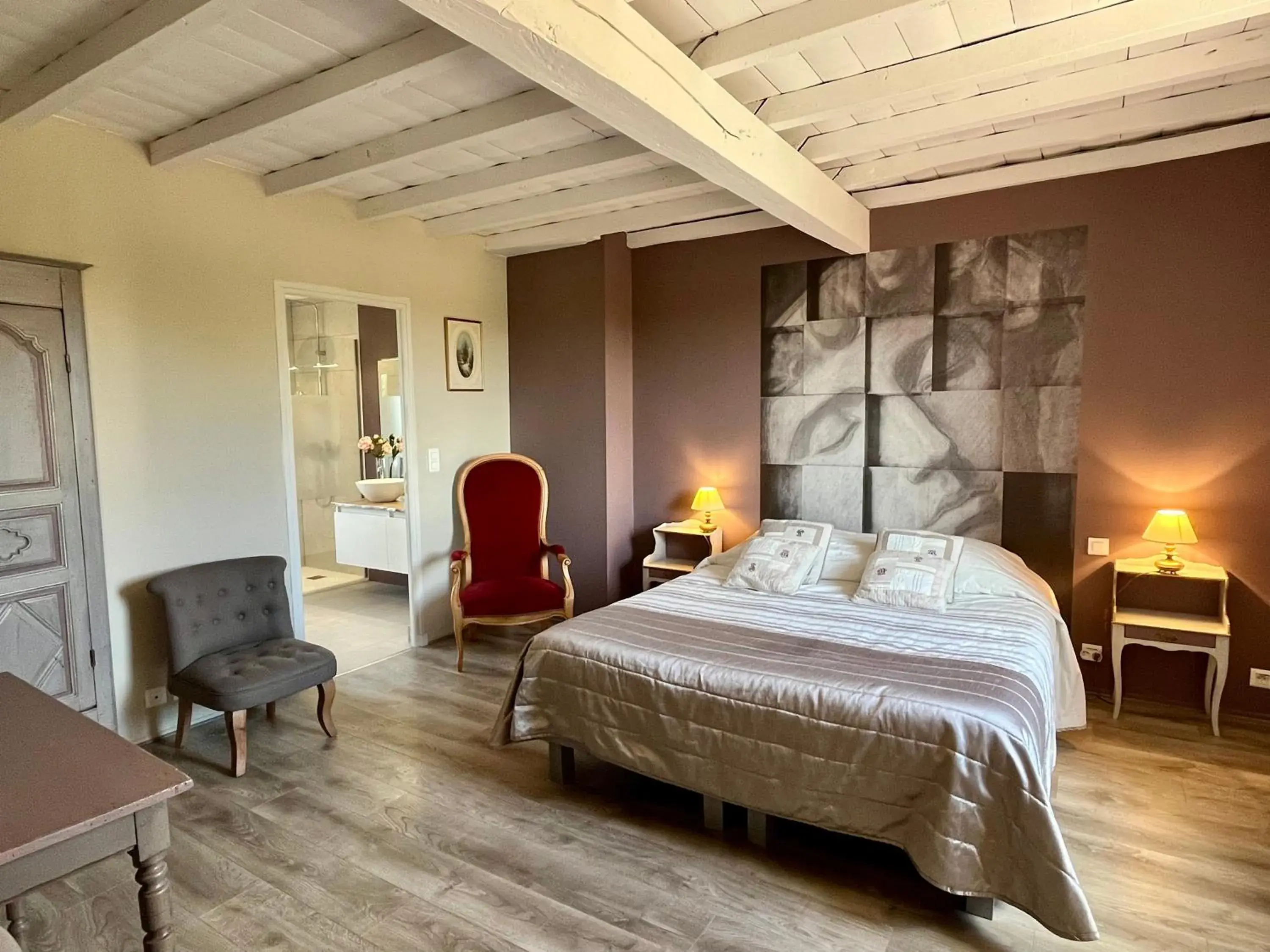 Comfort Double Room in Le Mas De Marie Comfort Double Room in Le Mas De Marie