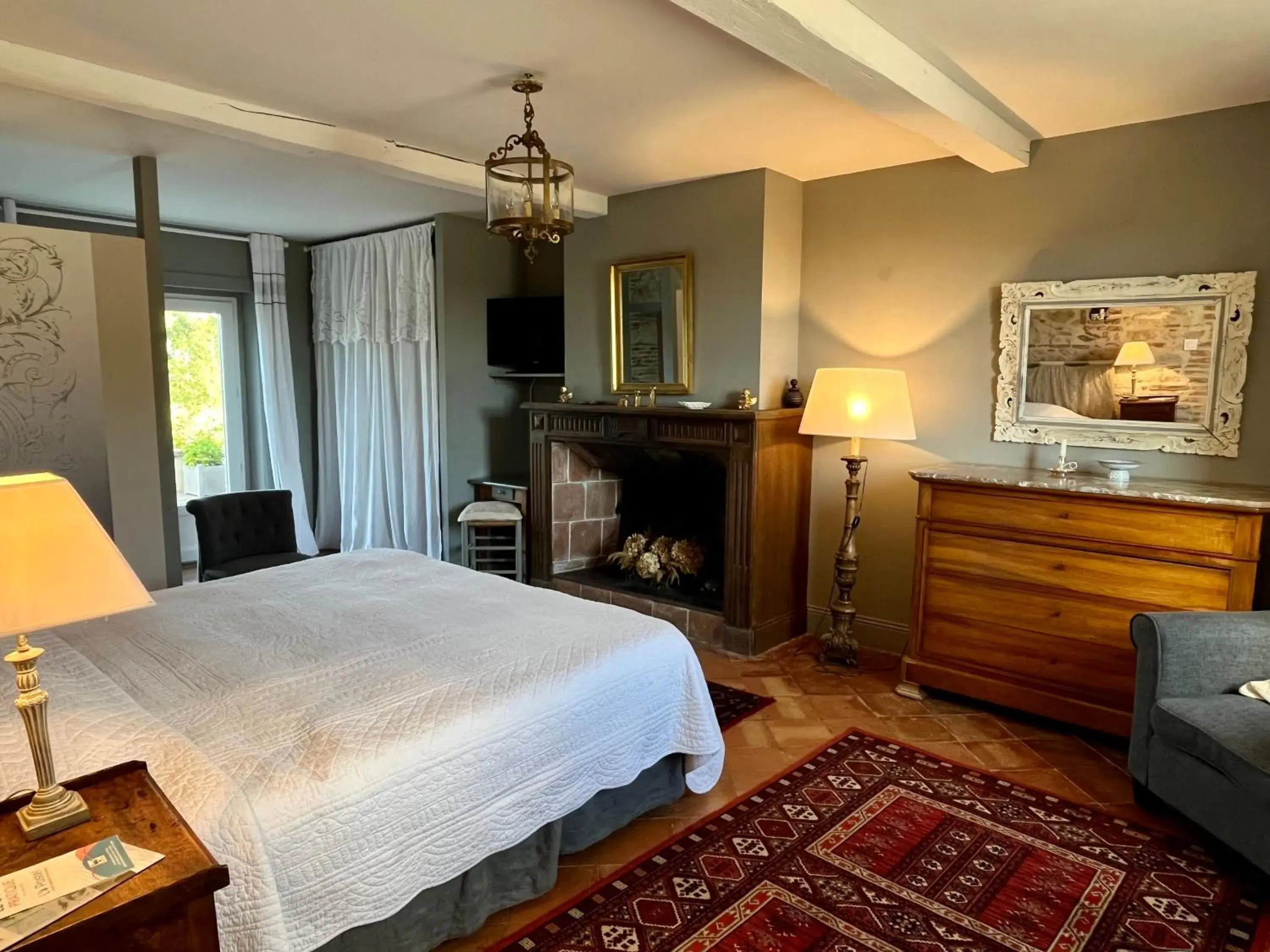 Deluxe Double Room in Le Mas De Marie Deluxe Double Room in Le Mas De Marie