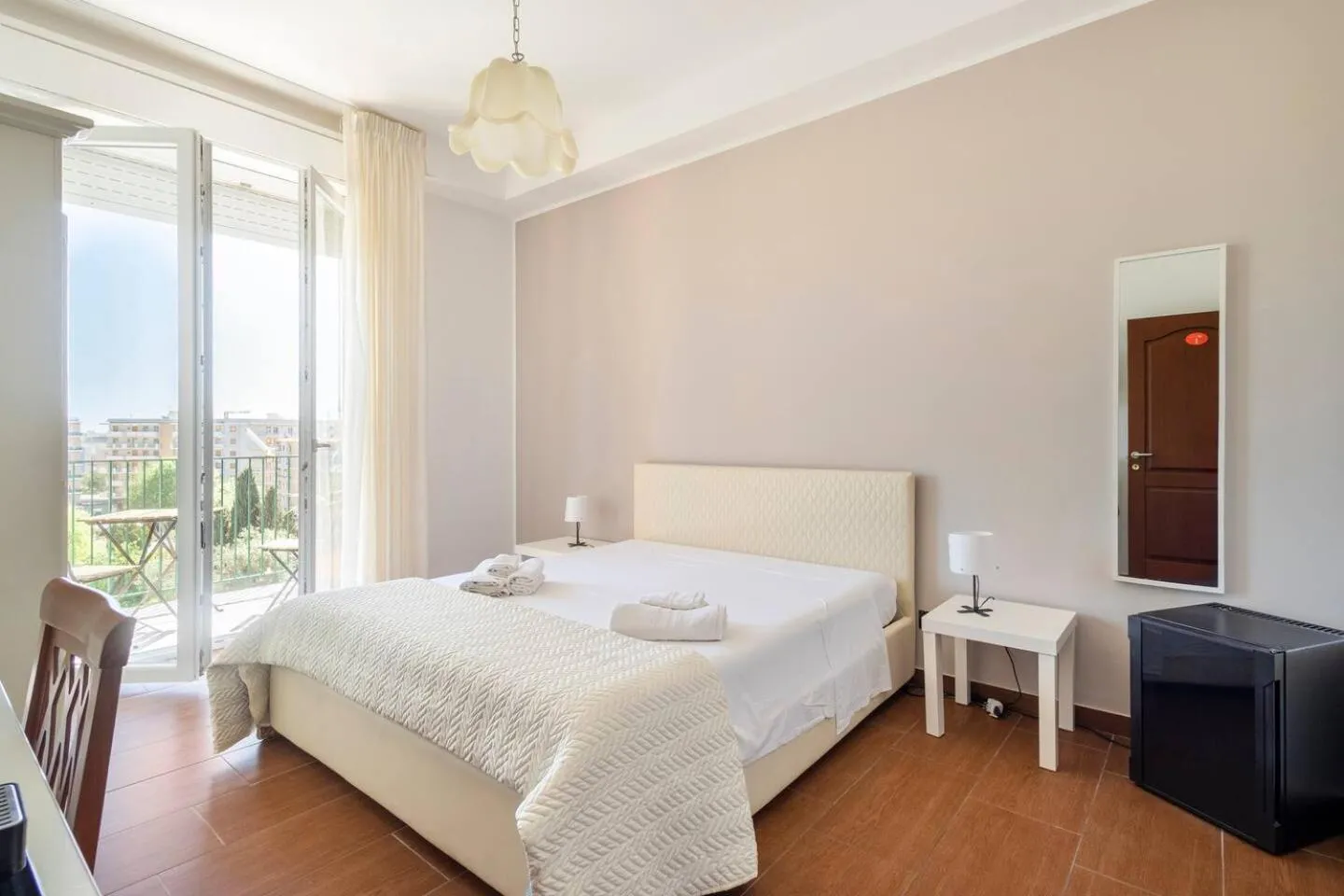 Bedroom, Bed in Panoramic Rooms