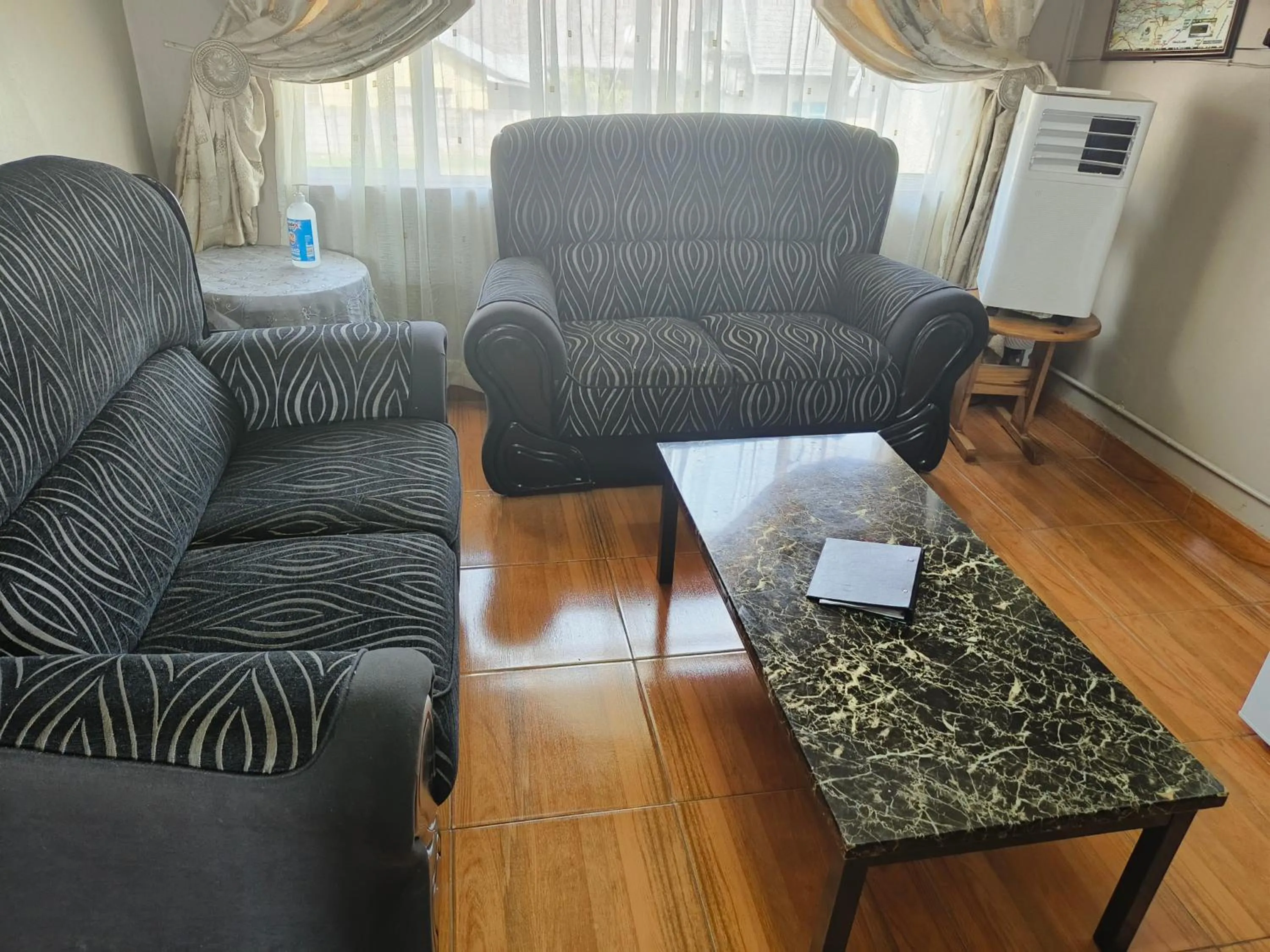 Living room in Blyde Lodge